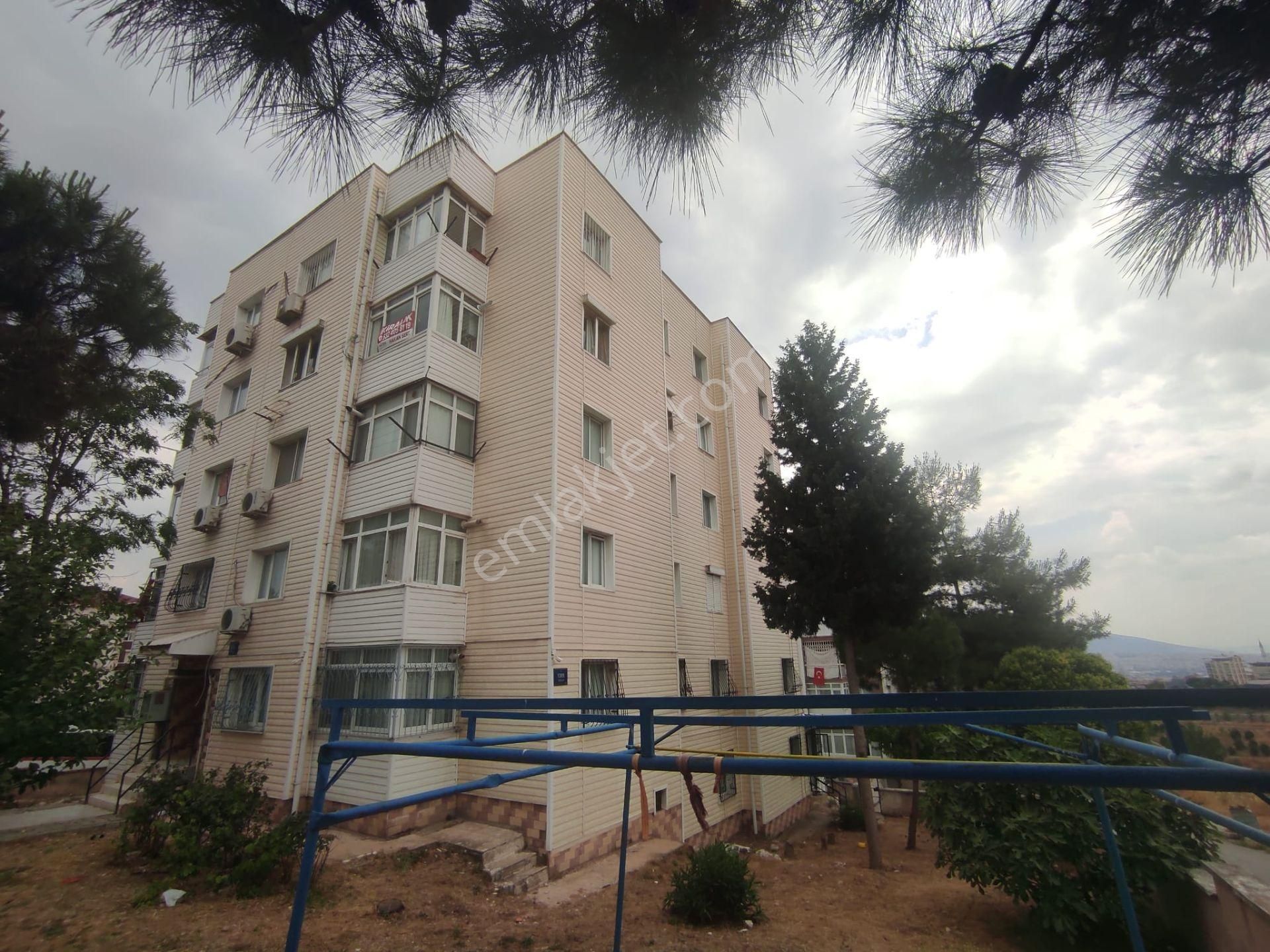Buca İzkent Mahallesinde Kiralık 2+1 Daire
