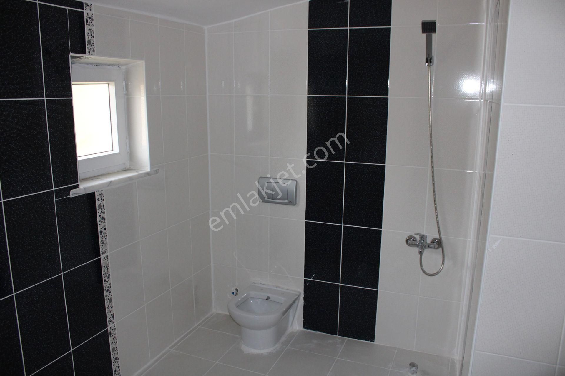 Tunceli Pertek Kale Dibi Mahallesi Komple Satılık Bina 3 Daire Her Biri 110 M2 Her Katın Tapu Ayrı - Görsel 25