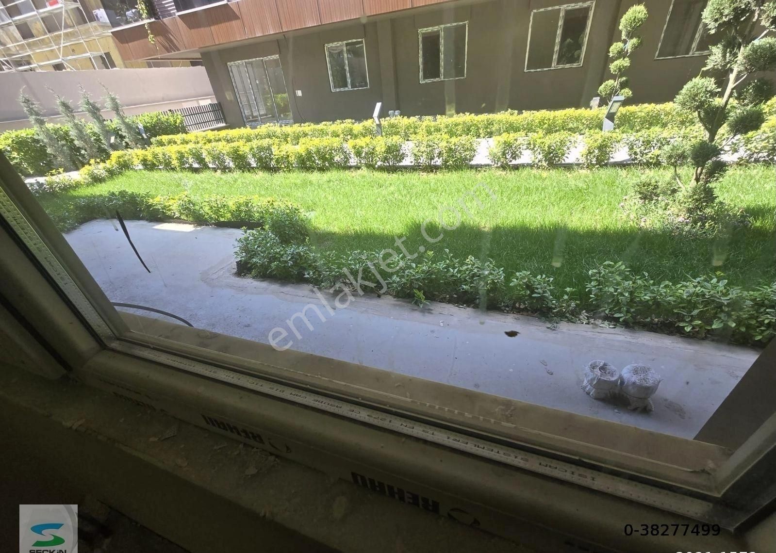 Yeşilköy De Yeni Site İçerisinde, Müstakil Bahçeli Düz Giriş - Görsel 9