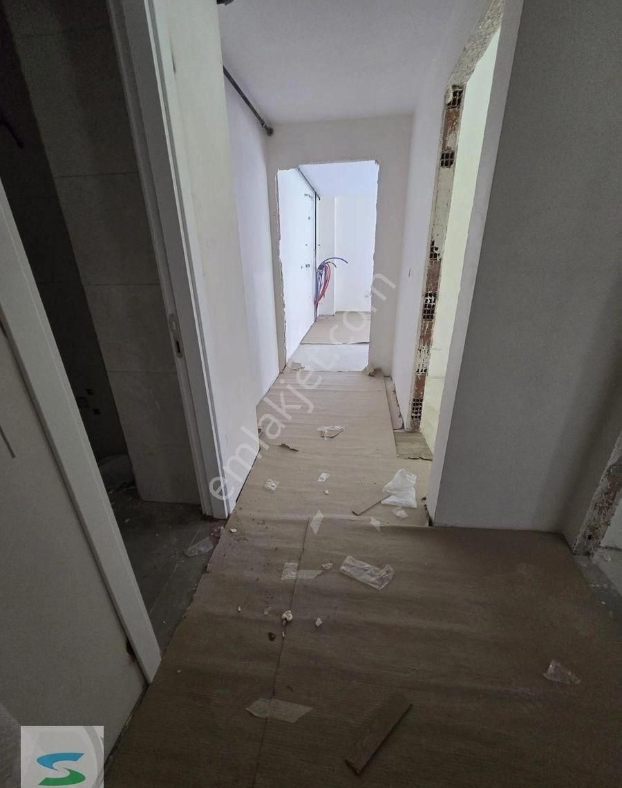 Yeşilköy De Yeni Site İçerisinde, Müstakil Bahçeli Düz Giriş - Görsel 10