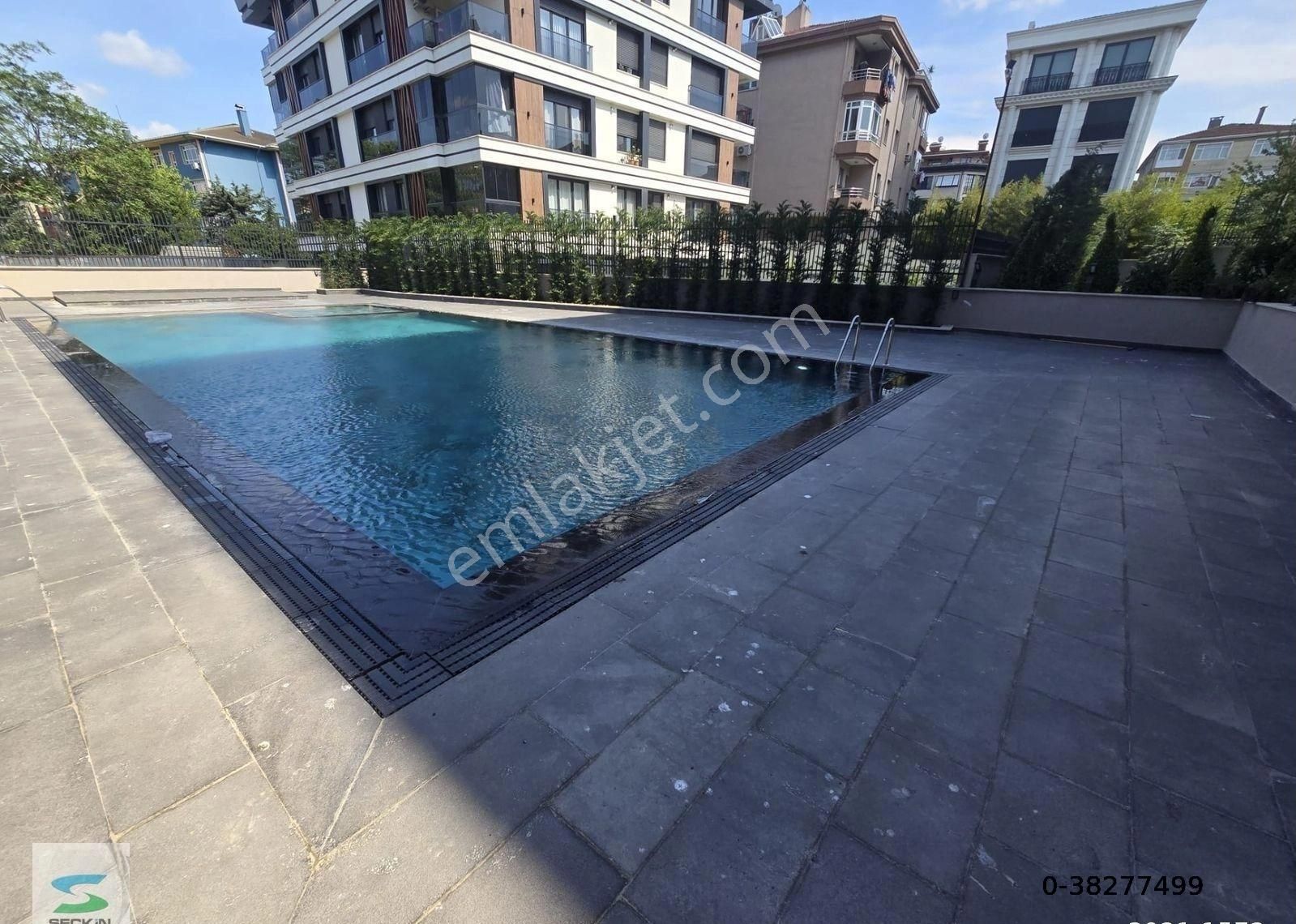 Yeşilköy De Yeni Site İçerisinde, Müstakil Bahçeli Düz Giriş - Görsel 17