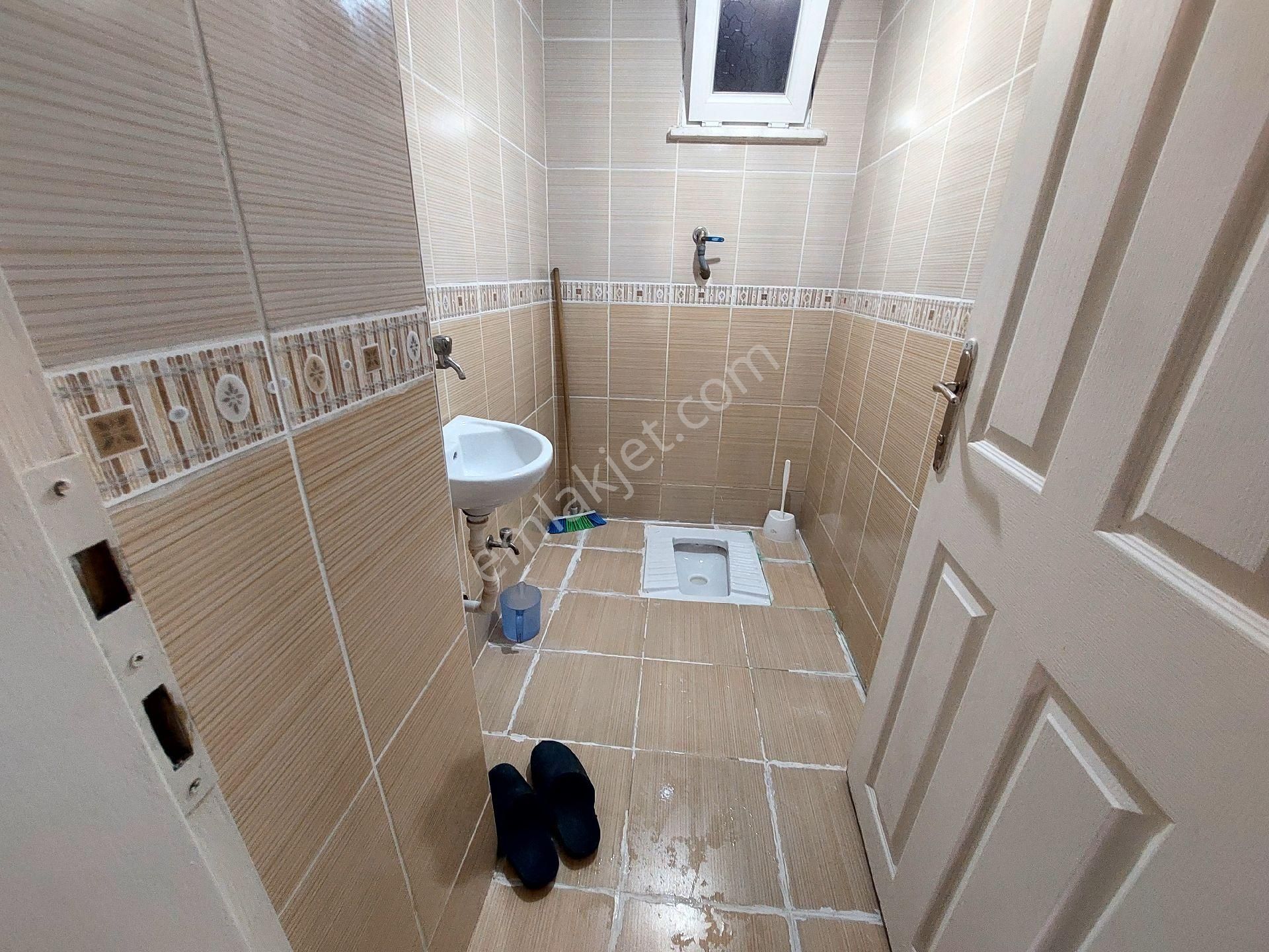 Gazi Osman Paşa Şemsi Paşa Da Satılık Daire Birinci Kat 2+1 90 M2 Tramvaya Yakın - Görsel 16