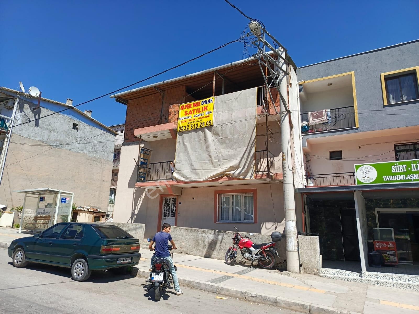 Yenigirne Postaçılar Da Satılık 3 Katlı Bina 2 Daire 2 Dükkan 122m2 - Görsel 26