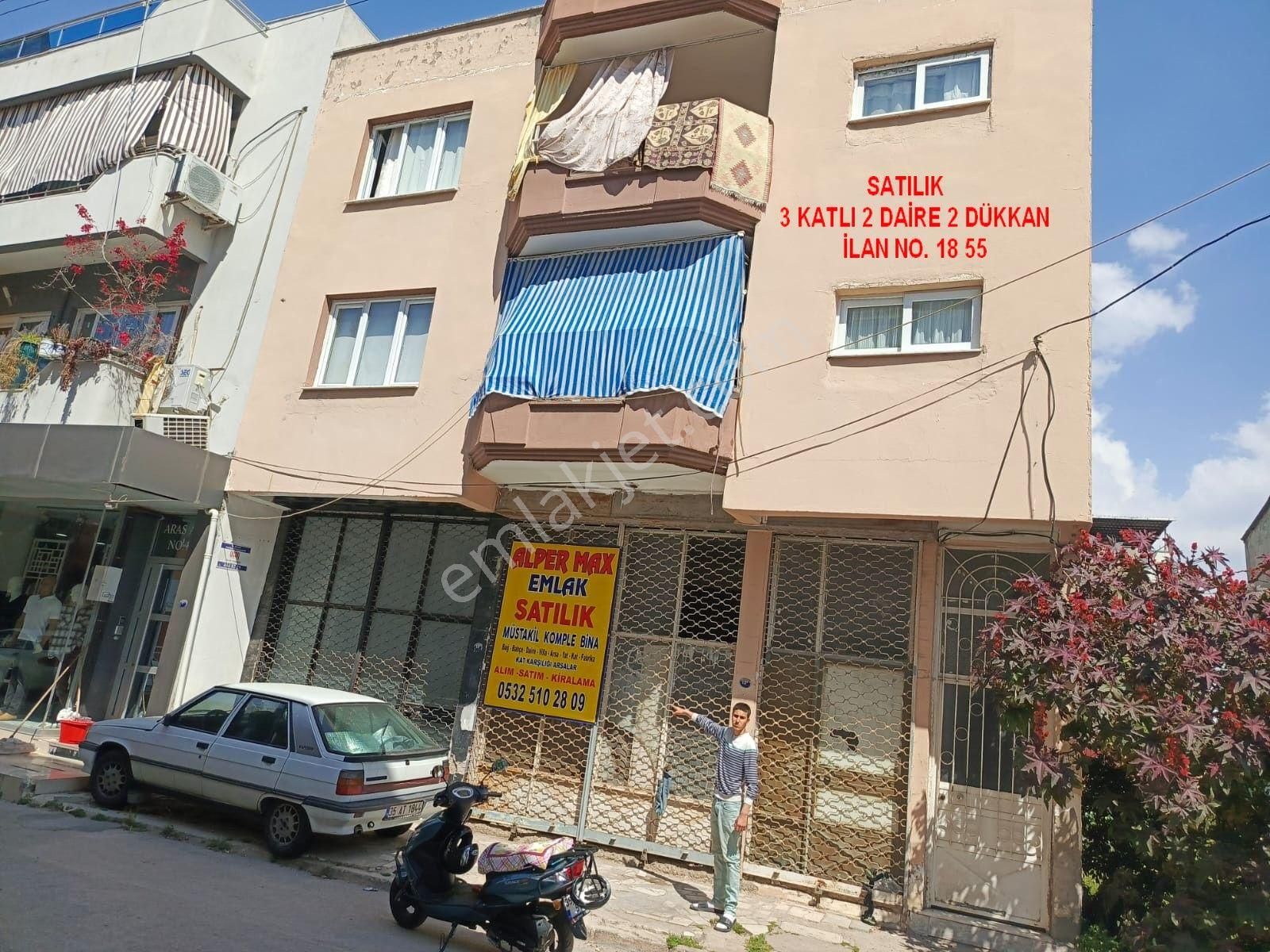 Yenigirne De Satılık 3 Katlı Bina 2 Daire 2 Dükkan 122m2