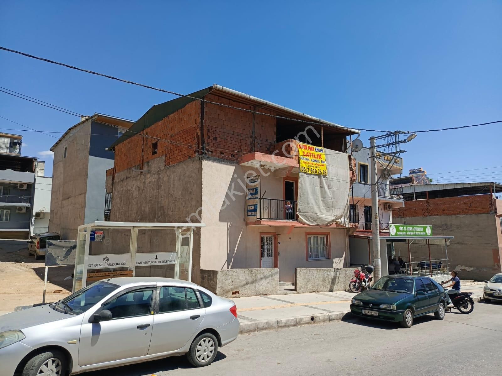 Postacılar Onur Mahallesin Den Cevre Yoluna Cıkmadan Sağ Da 2 Katlı İmarlı Plan Projeli Bina