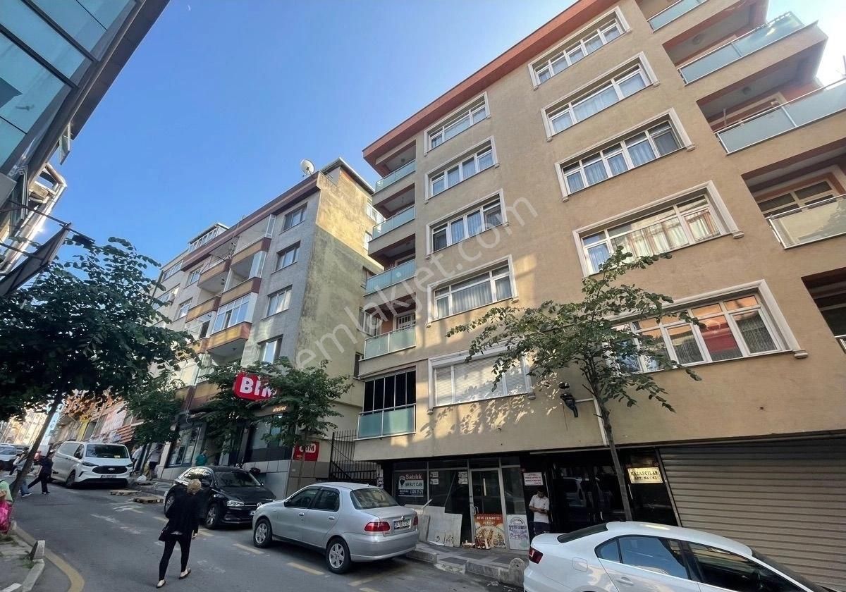 Gürsel Mah Metro Ve Metrobüse Bir Dakika Mesafede Kiralık Daire