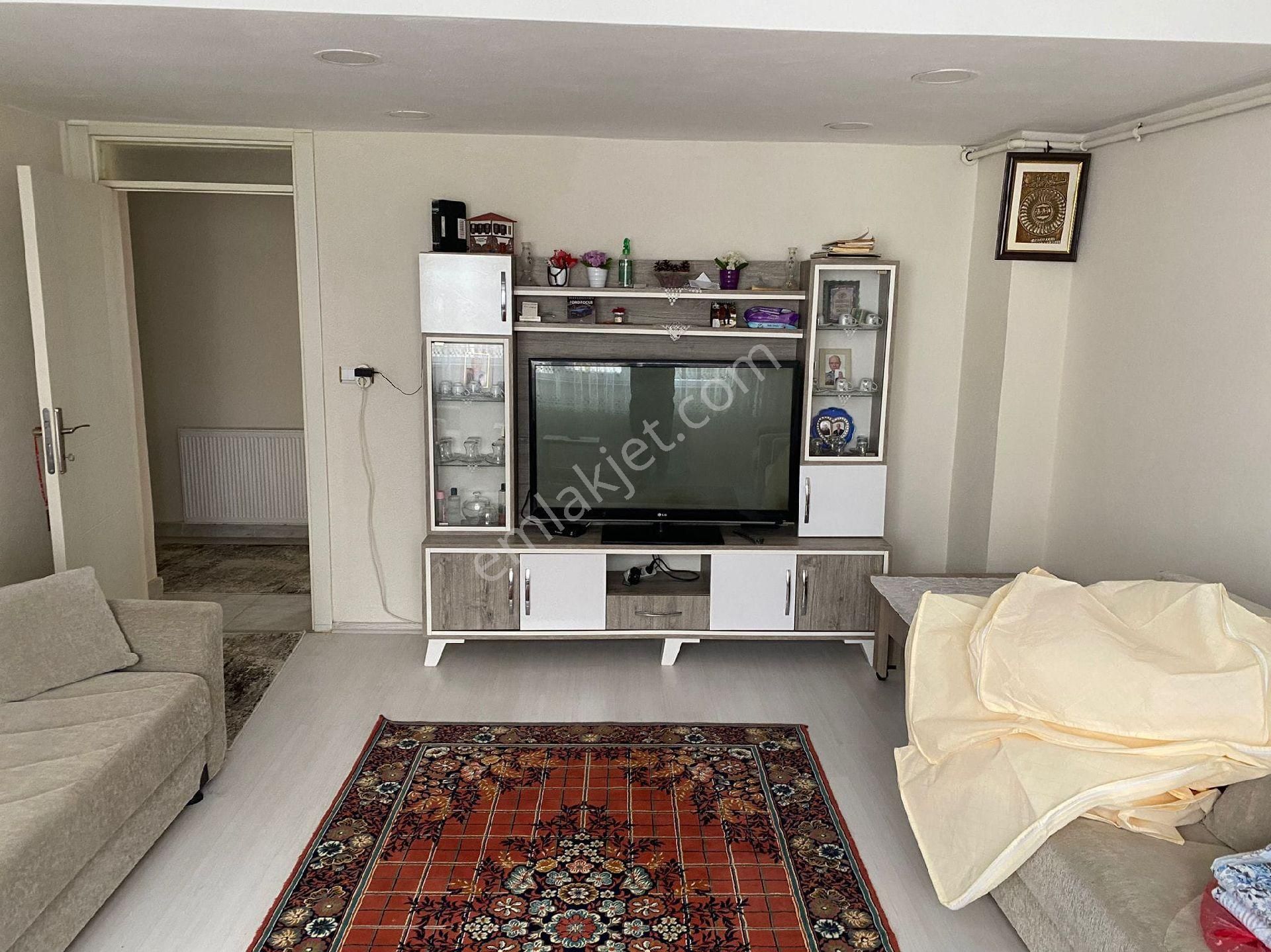Edirne Merkez Ayşekadın Da 2+1 125 Metrekare Satılık Daire