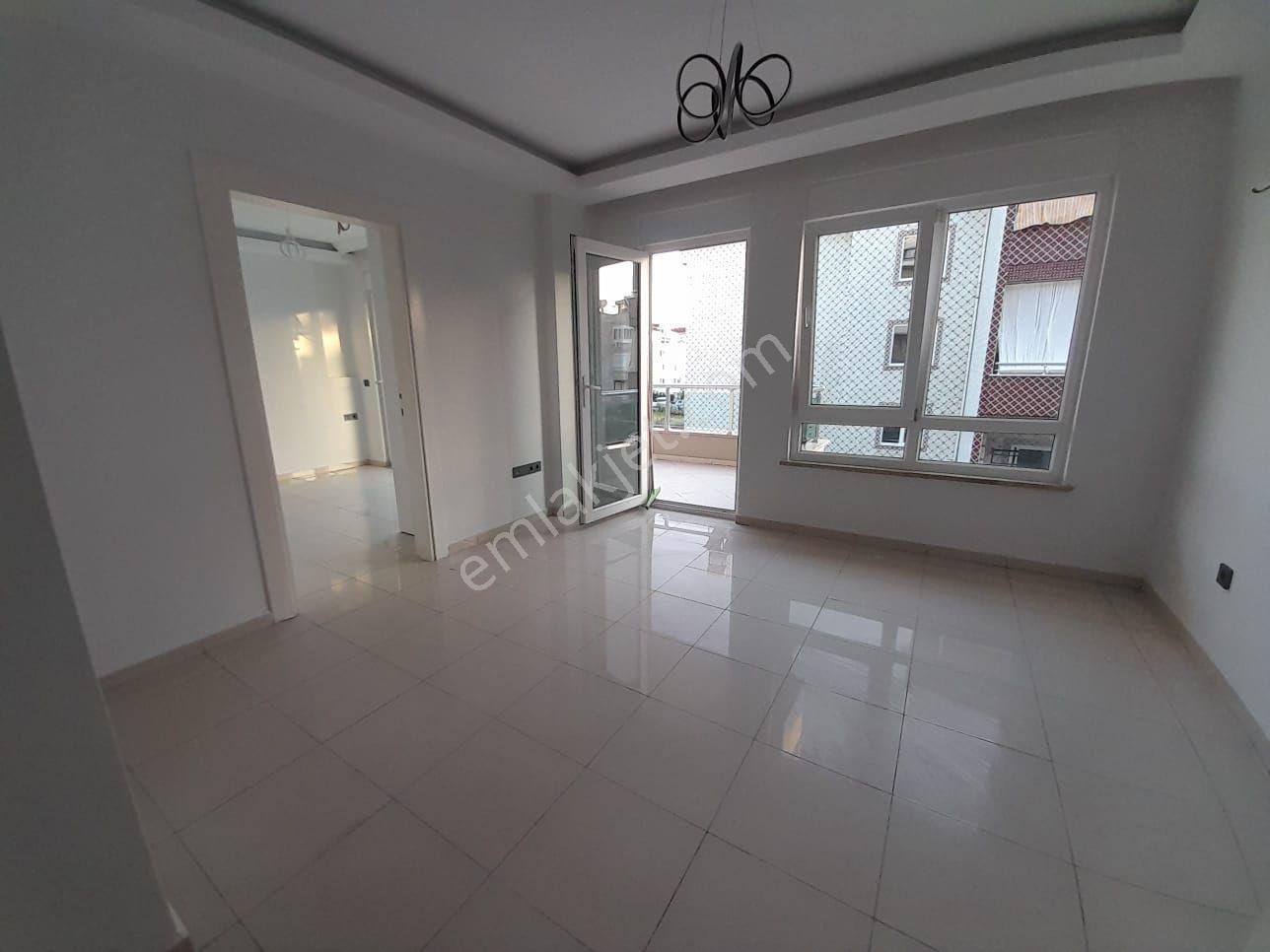 Alanya Oba Bölgesinin Kalbinde Denizin Dibinde 2+1 Güzel Bir Daire - Görsel 15