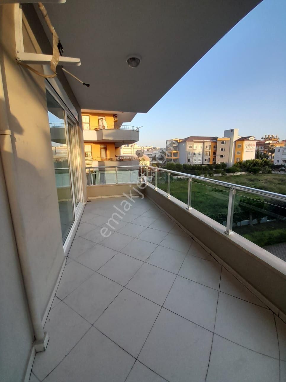 Alanya Oba Bölgesinin Kalbinde Denizin Dibinde 2+1 Güzel Bir Daire - Görsel 16