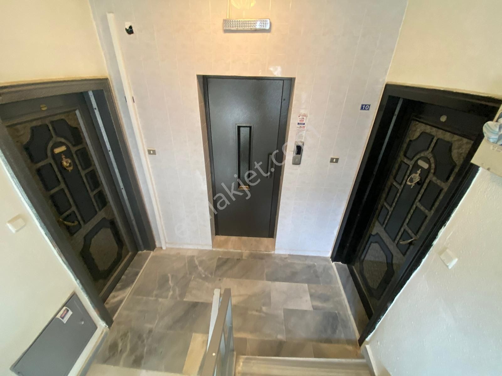 Alanya Oba Bölgesinin Kalbinde Denizin Dibinde 2+1 Güzel Bir Daire - Görsel 11