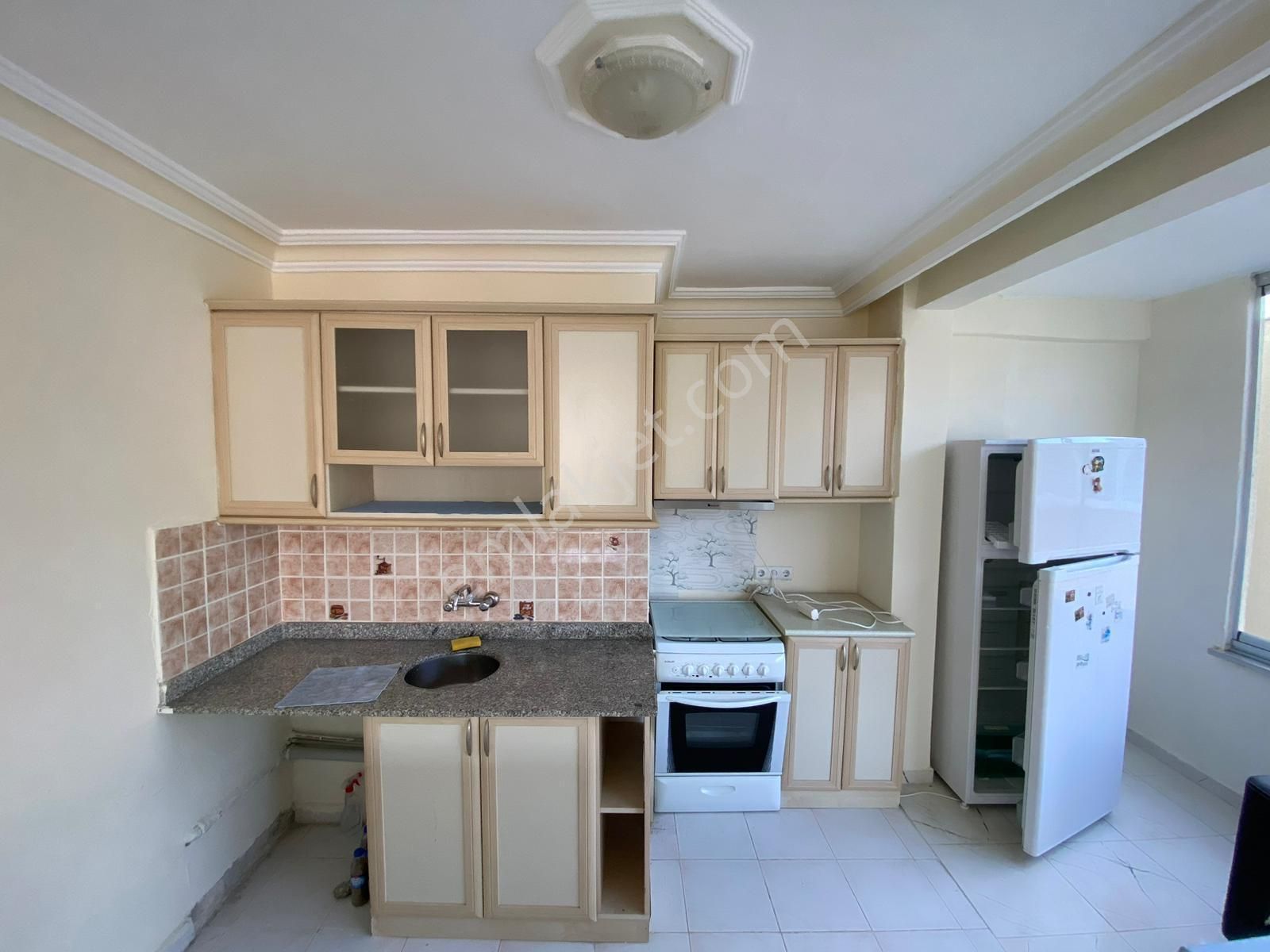 Alanya Oba Bölgesinin Kalbinde Denizin Dibinde 2+1 Güzel Bir Daire - Görsel 3