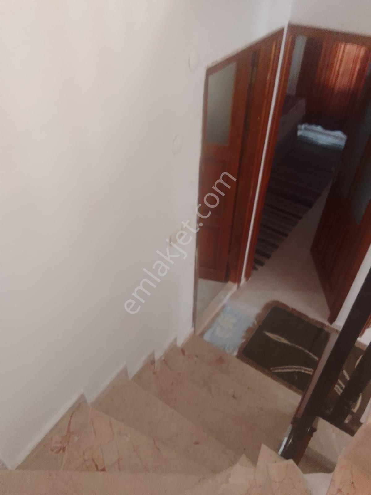 Edremit Avcılar Karaburunda Satılık Tripleks Villa. - Görsel 19