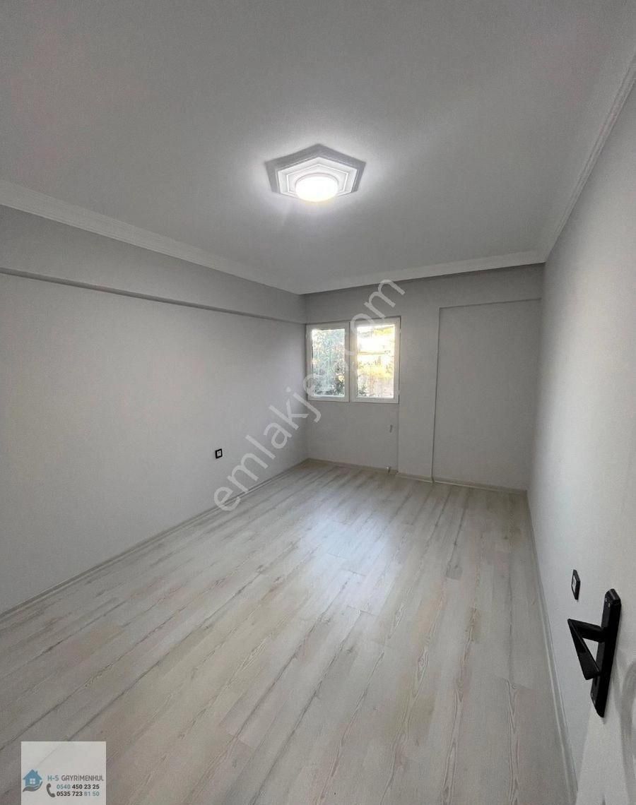 İzmir Karabağlar'da Satılık 3 Katlı Lüks Bina - Ekstra Bahçeli Ve Su Kuyulu Yeni Tadilatlı, Modern - Görsel 9