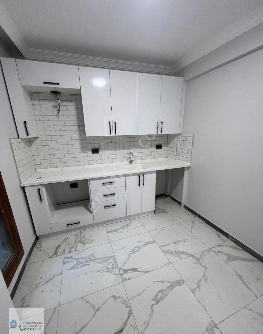 İzmir Karabağlar'da Satılık 3 Katlı Lüks Bina - Ekstra Bahçeli Ve Su Kuyulu Yeni Tadilatlı, Modern - Görsel 17