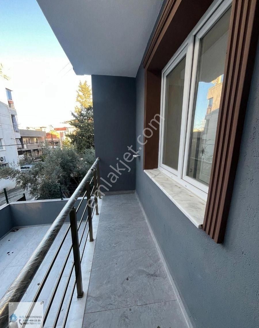 İzmir Karabağlar'da Satılık 3 Katlı Lüks Bina - Ekstra Bahçeli Ve Su Kuyulu Yeni Tadilatlı, Modern - Görsel 35