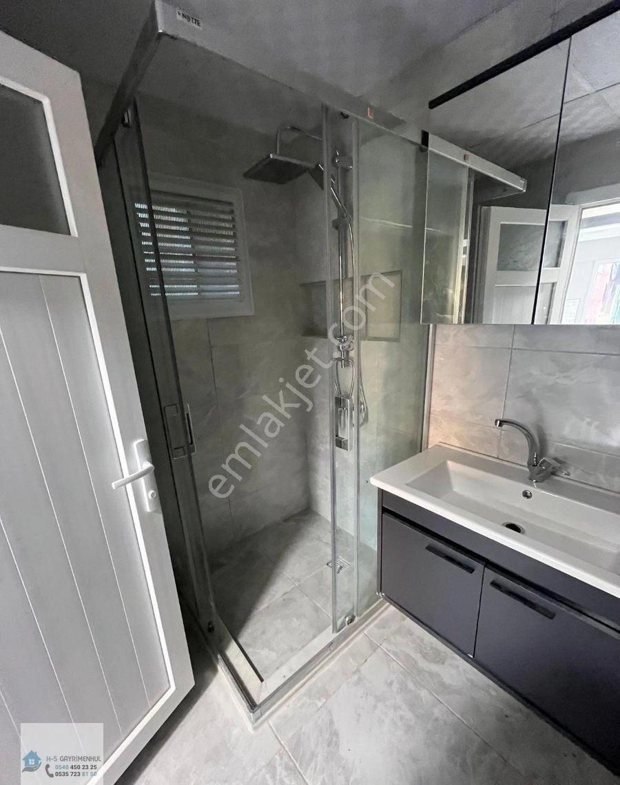 İzmir Karabağlar'da Satılık 3 Katlı Lüks Bina - Ekstra Bahçeli Ve Su Kuyulu Yeni Tadilatlı, Modern - Görsel 21