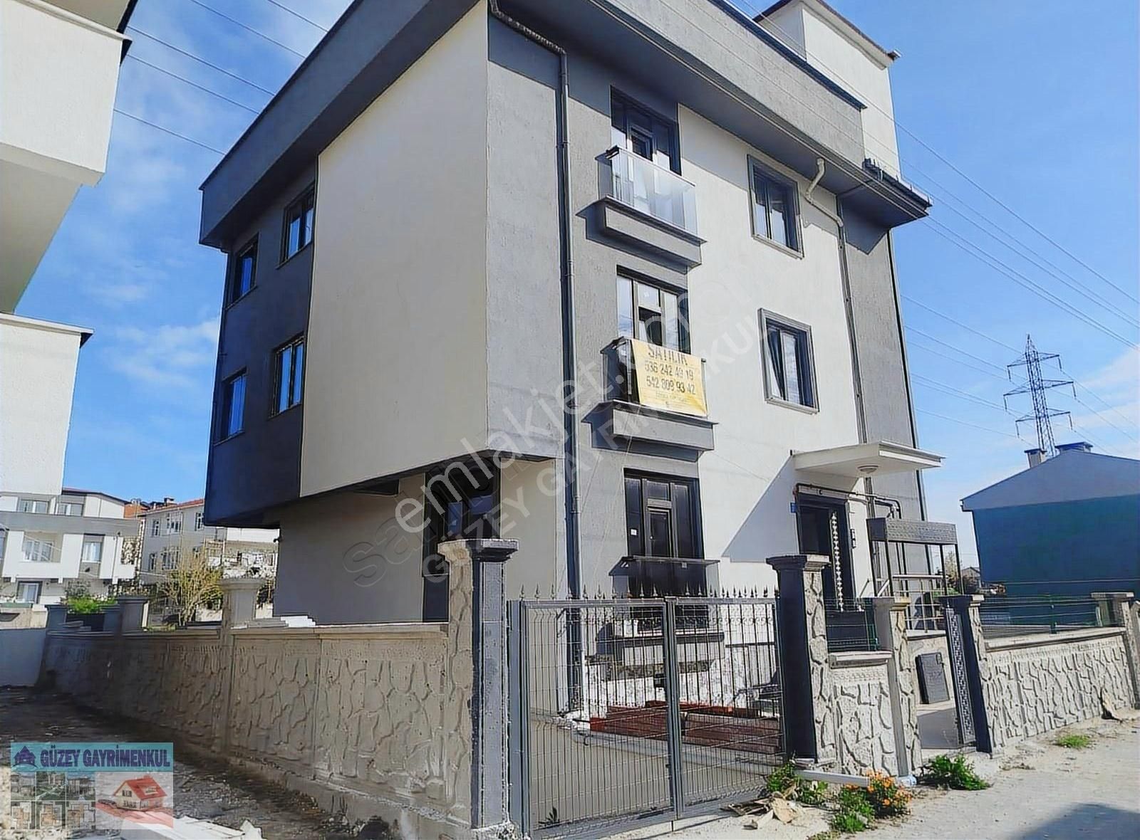 Zafer Mahallesi'nde Komple Satılık Bina