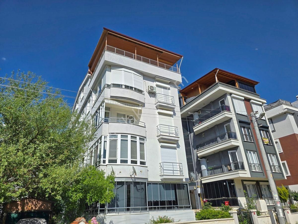 Akçay Altınkum Satılık Daire / Ön Cephe / Ara Kat / Denize Yakın