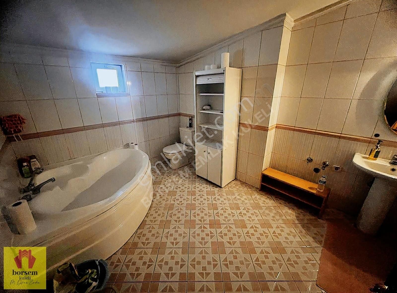 Çankaya Güneş Sk 265 M2 Çift Teraslı Dubleks Daire & İşyeri