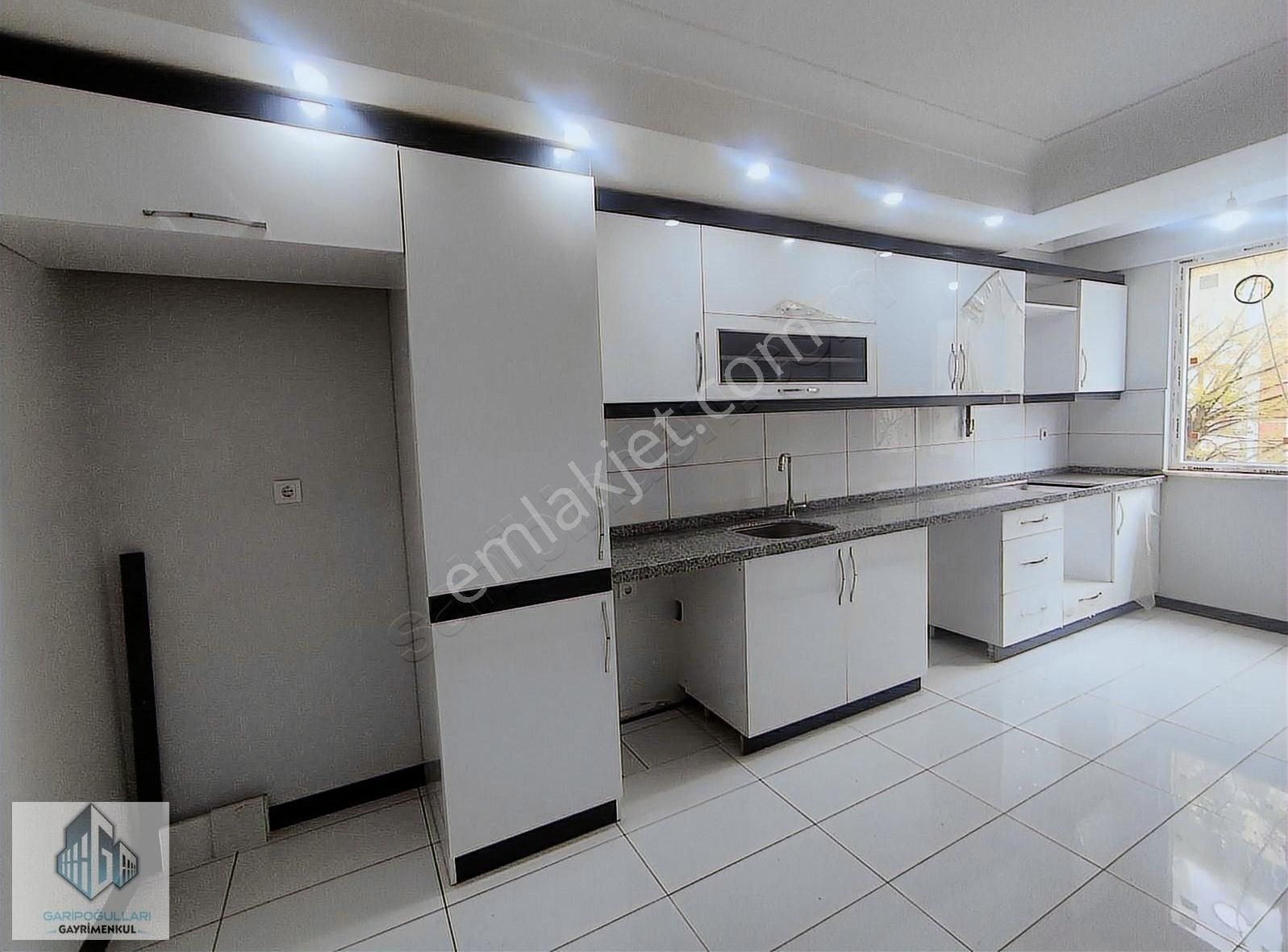 Garipoğulların Dan Beylikdüzü Yakuplu Da 3+1 Satılık Daire
