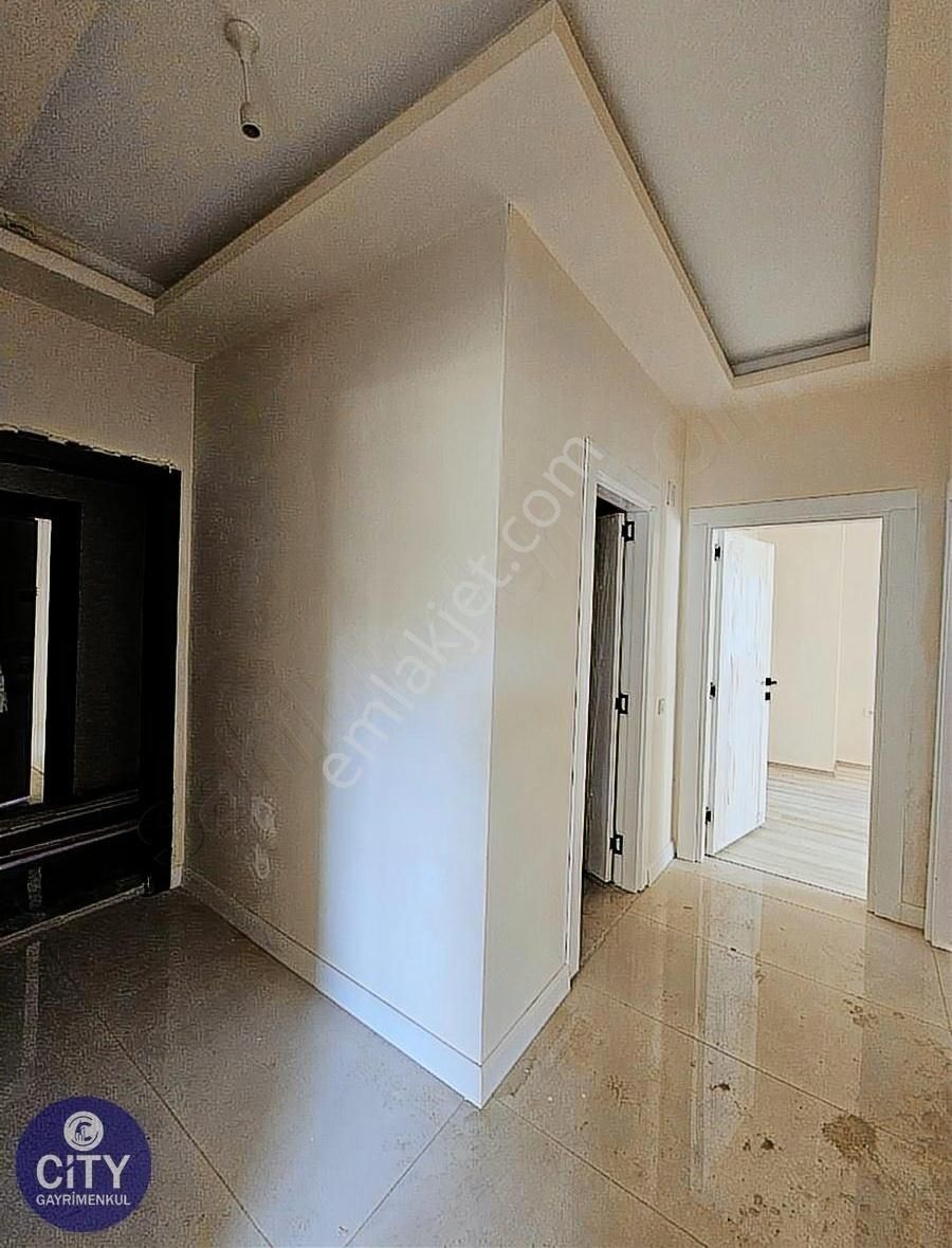 City_yasin Den Yukarı Alatada Site İçerisnde Sıfır 2+1 Daire...