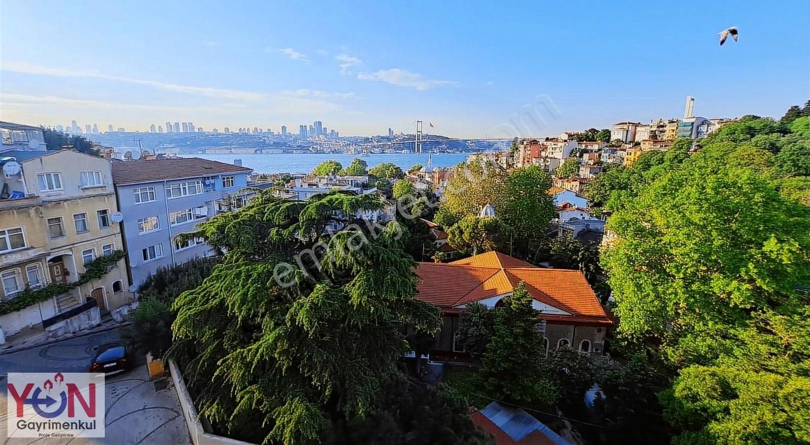 Kuzguncuk' Da Boğaz Manzaralı 2+1 Daıre