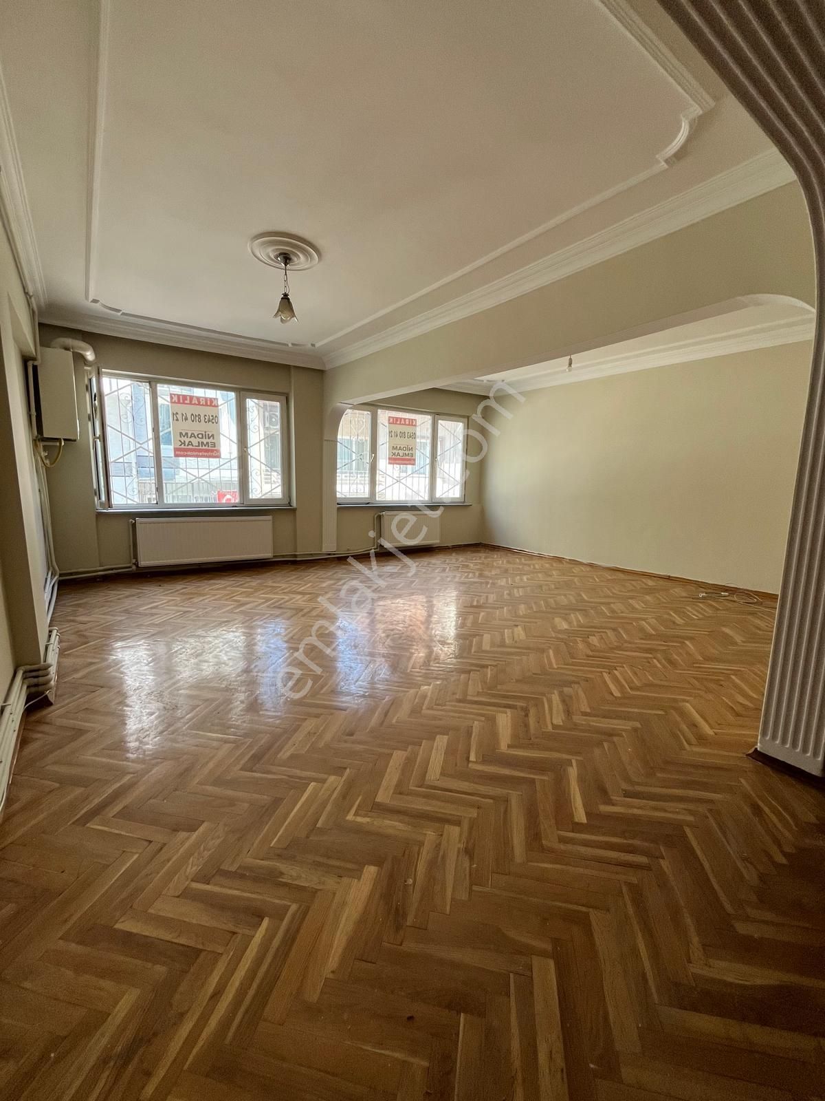 Karamazakta 2+1 115m2 2.kat Kombili Ç.cephe Geniş Daire
