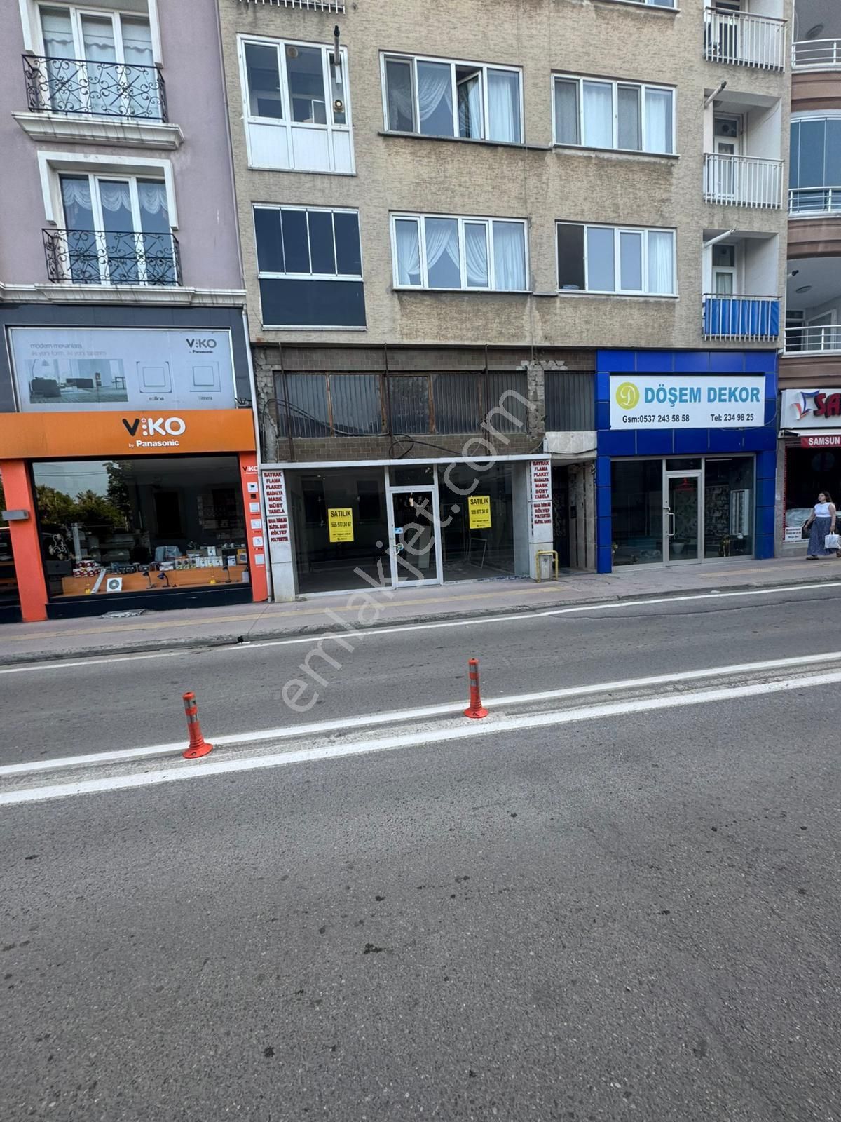 Cumhuriyet Caddesine Cephe 400 Metre Kiacili