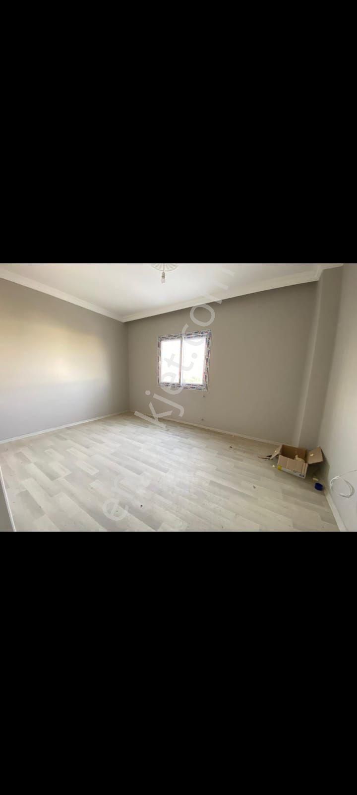 Tarsus Gaziler Mah Ana Cadde Üzeri 3+1daire 120mt Kare 1kat Satılıktır