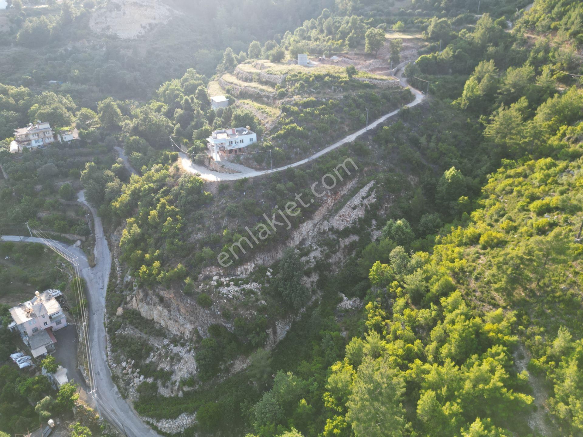 Dimçayı Bıçakçı Köyünde Göl Manzaralı Satılık 6200 M2 Tarla - Görsel 23