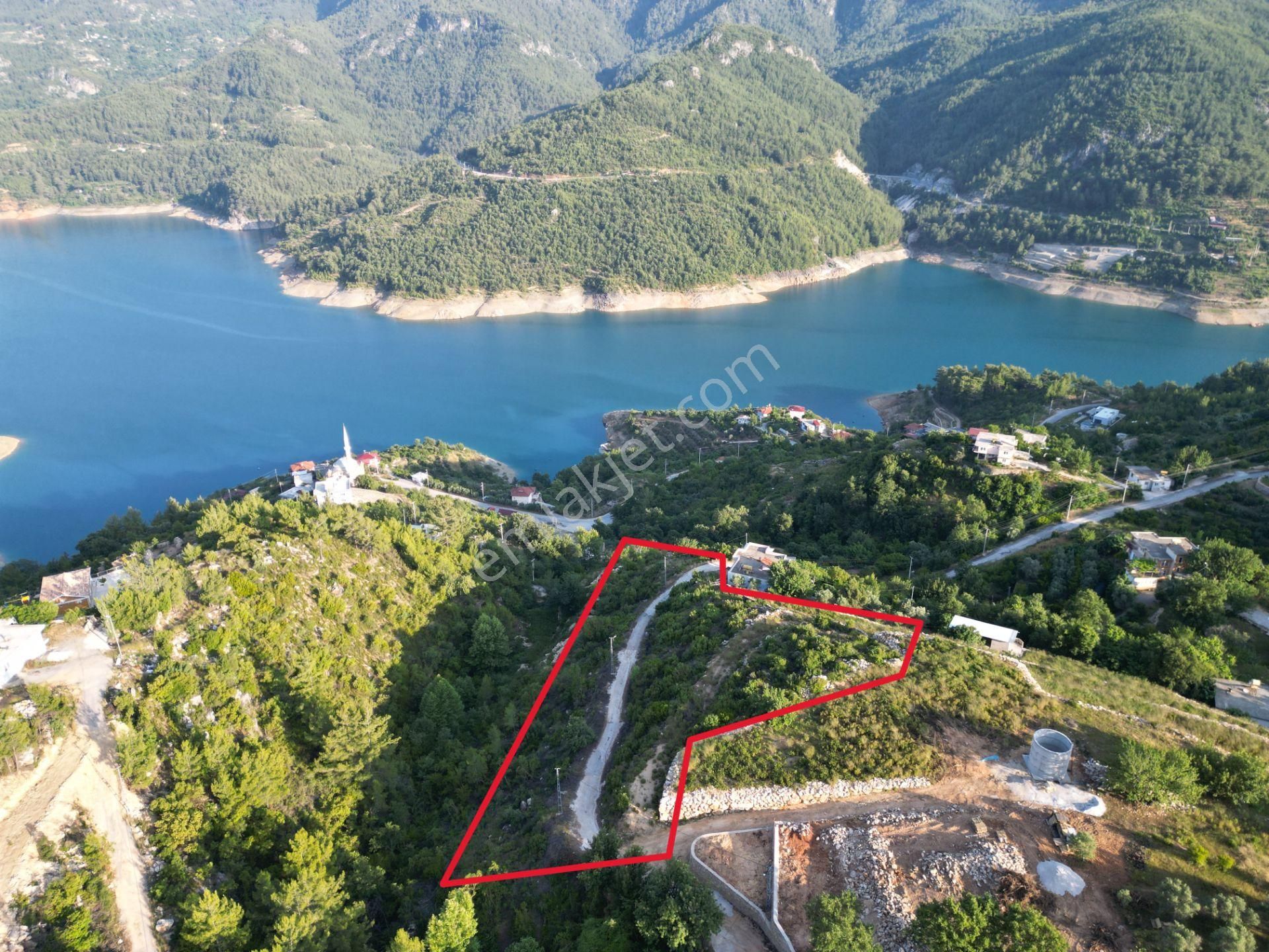 Dimçayı Bıçakçı Köyünde Göl Manzaralı Satılık 6200 M2 Tarla - Görsel 5