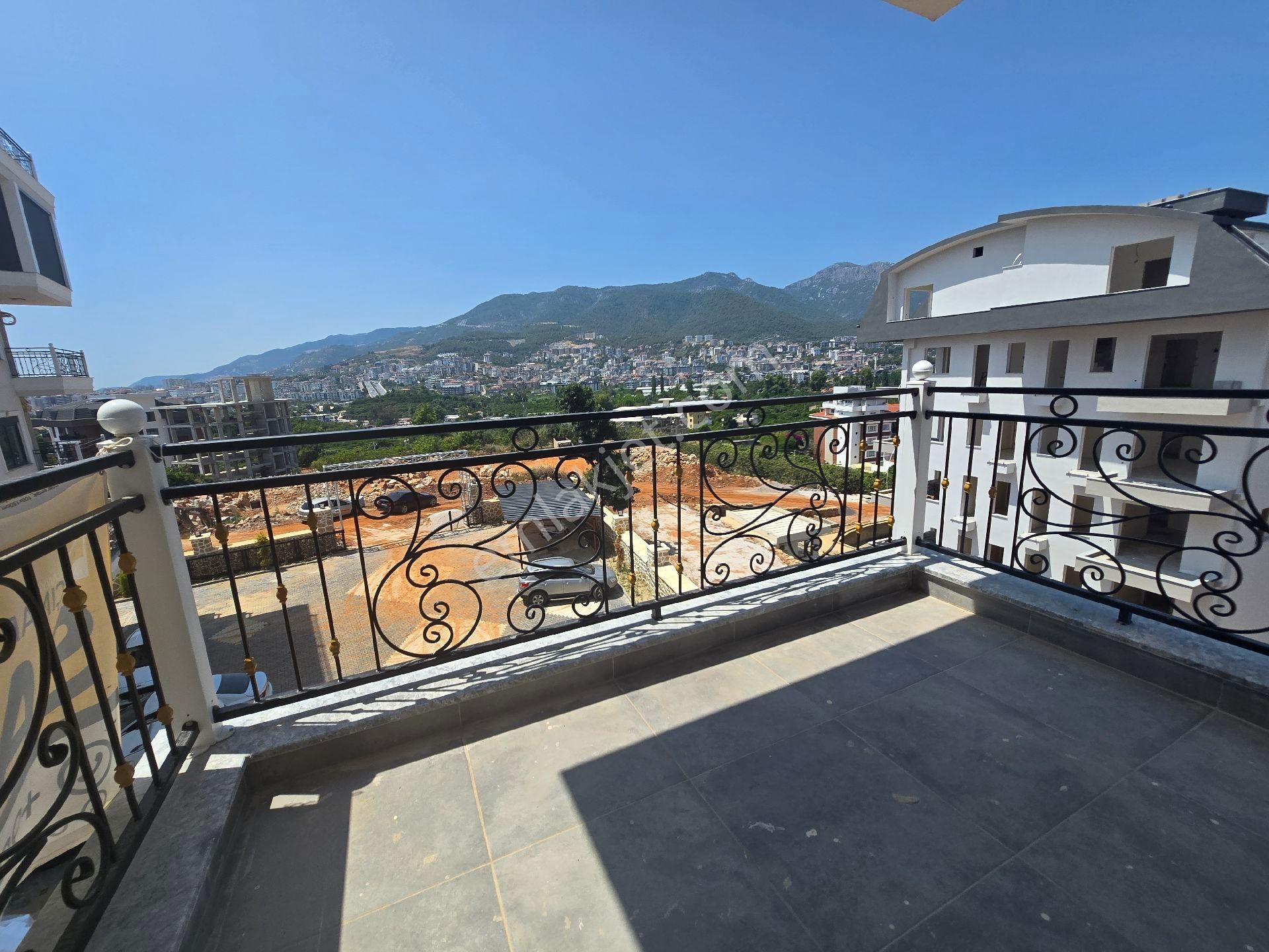 Obada Satıık Eşsiz Manzaralı 1+1 Daire - Görsel 9