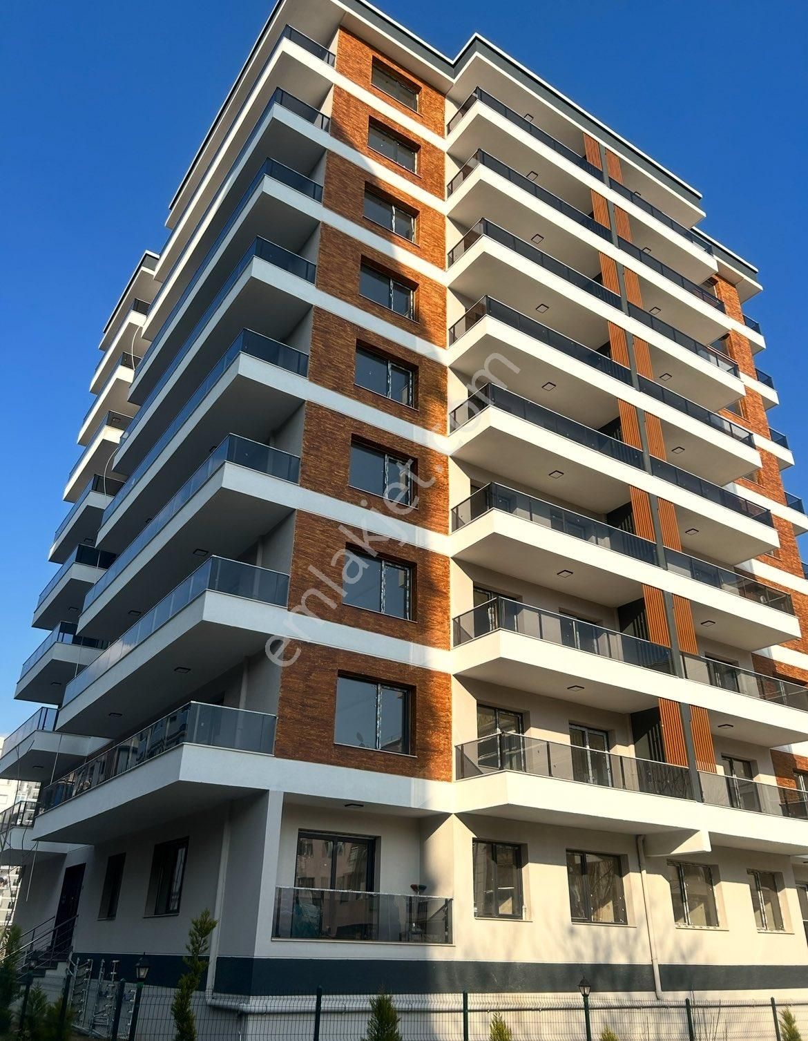 İmbatlı Hastane Ve Anadolu Cad. Yanı 2+1 Kiralık Daire