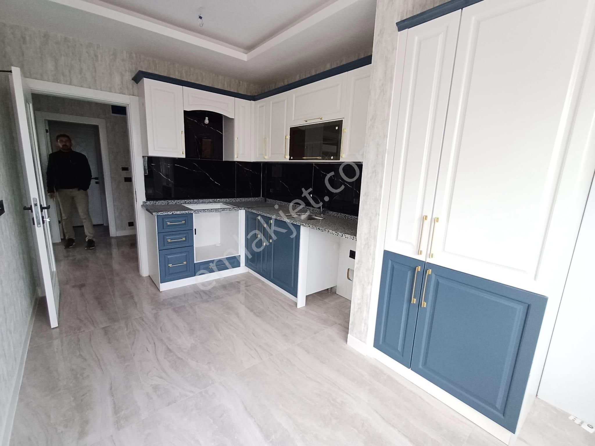 Emrah Çiftci'den Selçuklu Sille Ak Mah.korcan Cad.üzeri Satılık 3+1 Sıfır Lüks Daireler