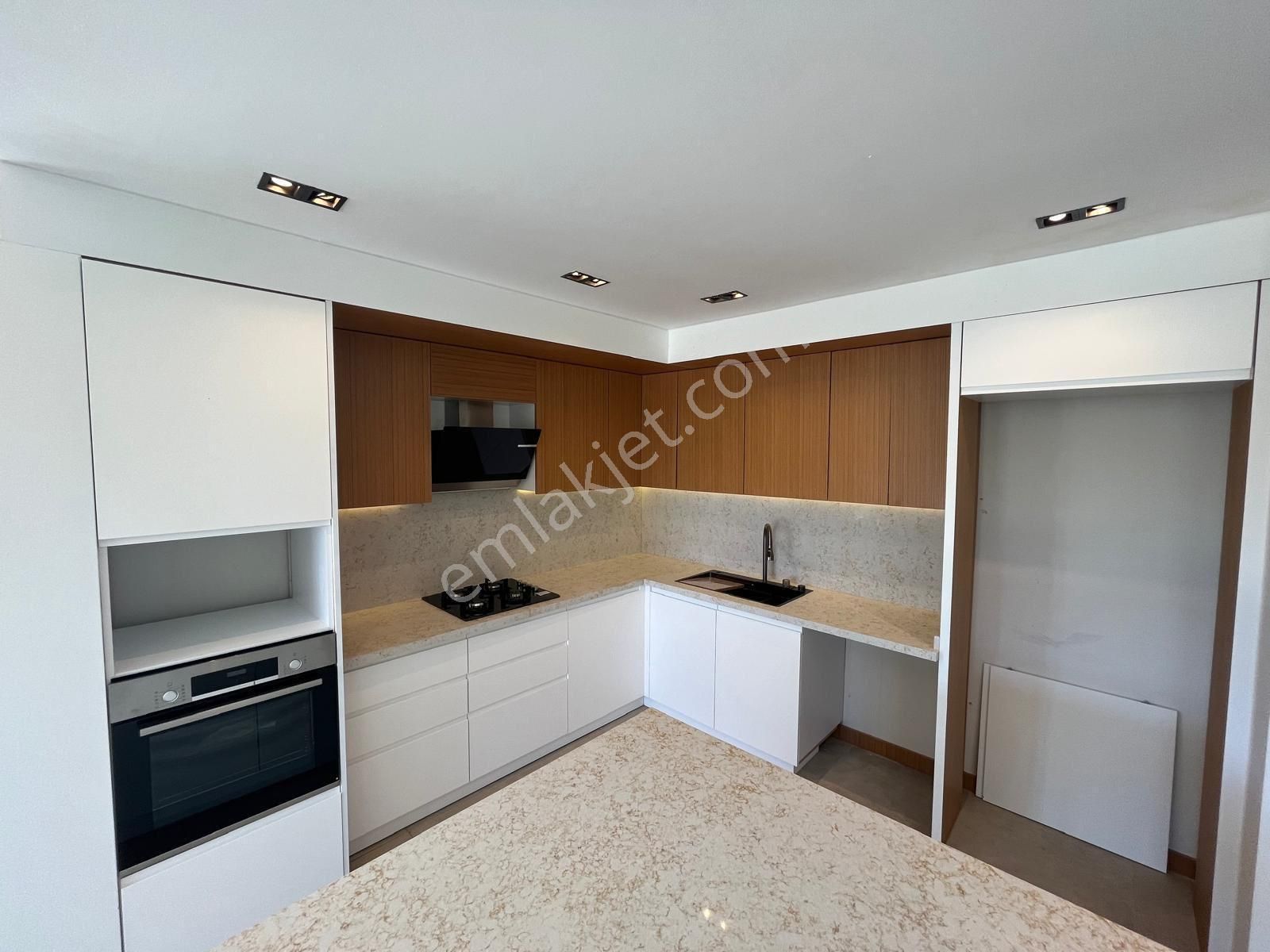 Güre Ramada Otel Bölgesinde 4+1 Tam Müstakil Havuzlu Muhteşem Villa - Görsel 11