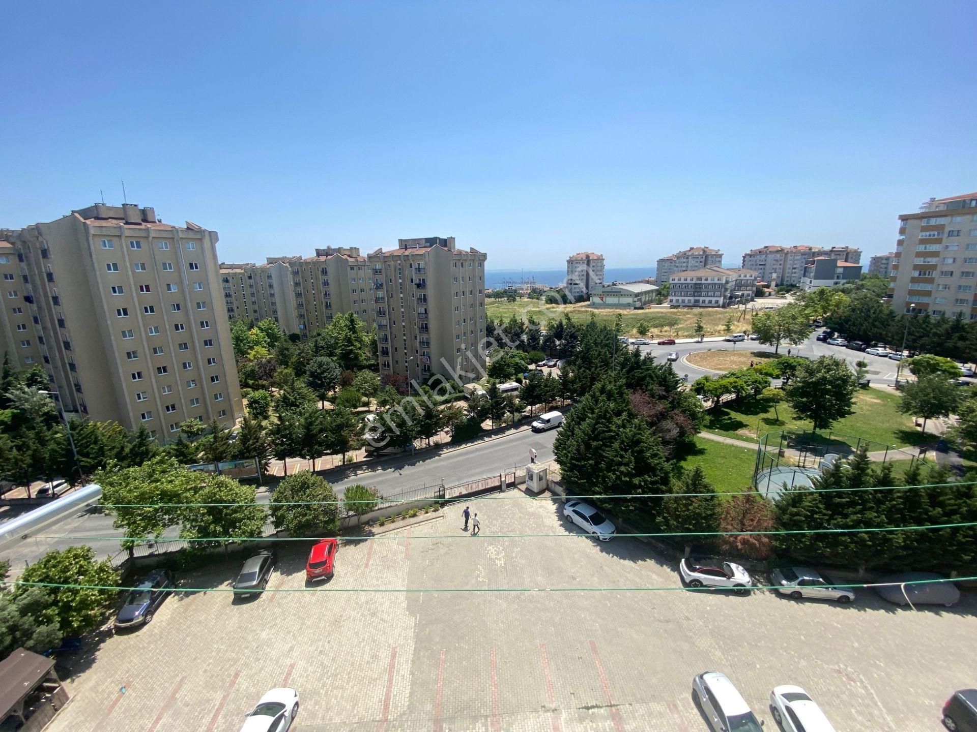 Beylikdüzü Marmara Mahallesinde Site İçinde Kiralık 3+1 125 M2 Daire