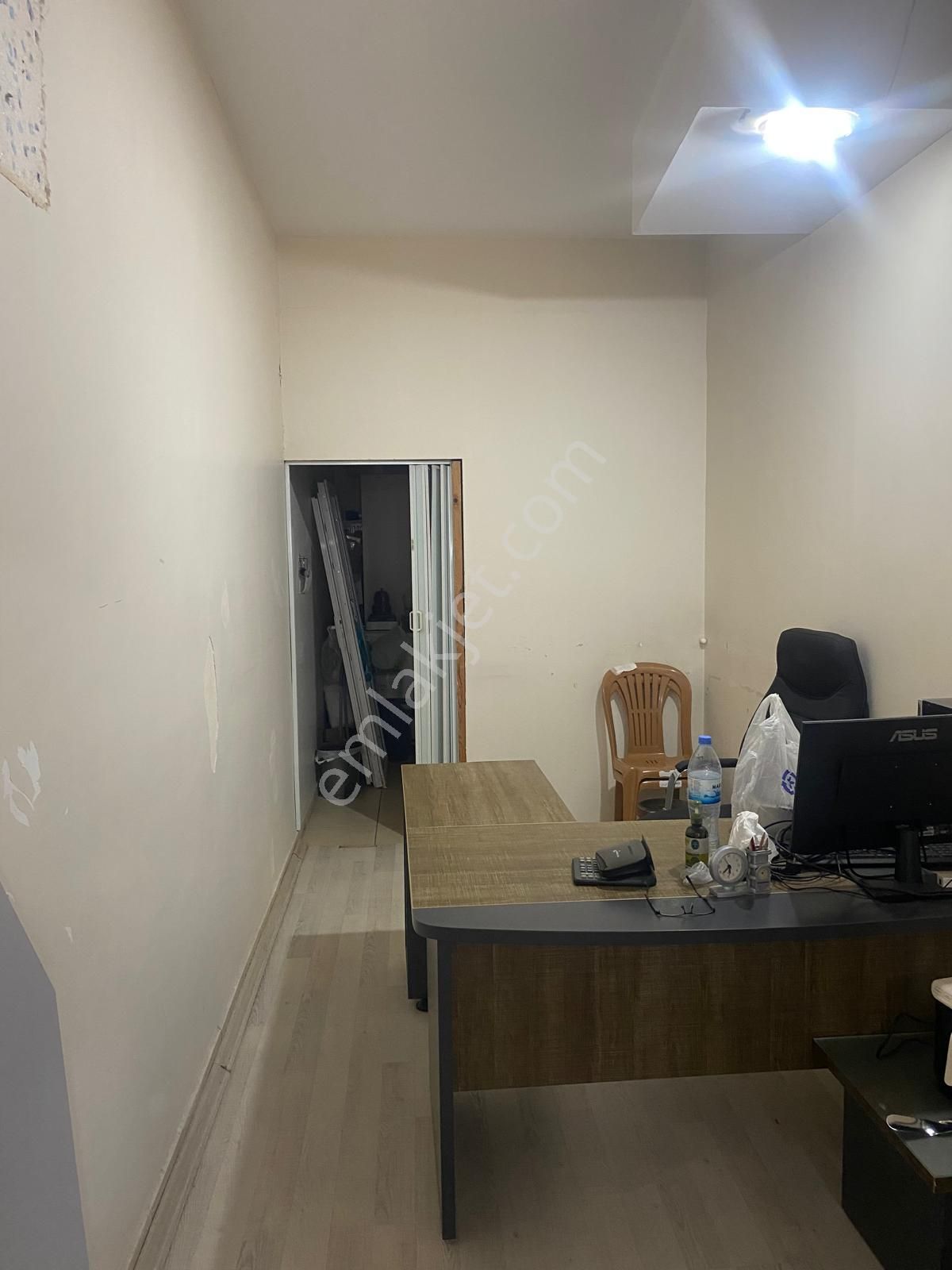 Satılık Dükkan Bin Evl.yolu Üzeri Tapu Civarı 80 Mt.8.000.000 Tl.