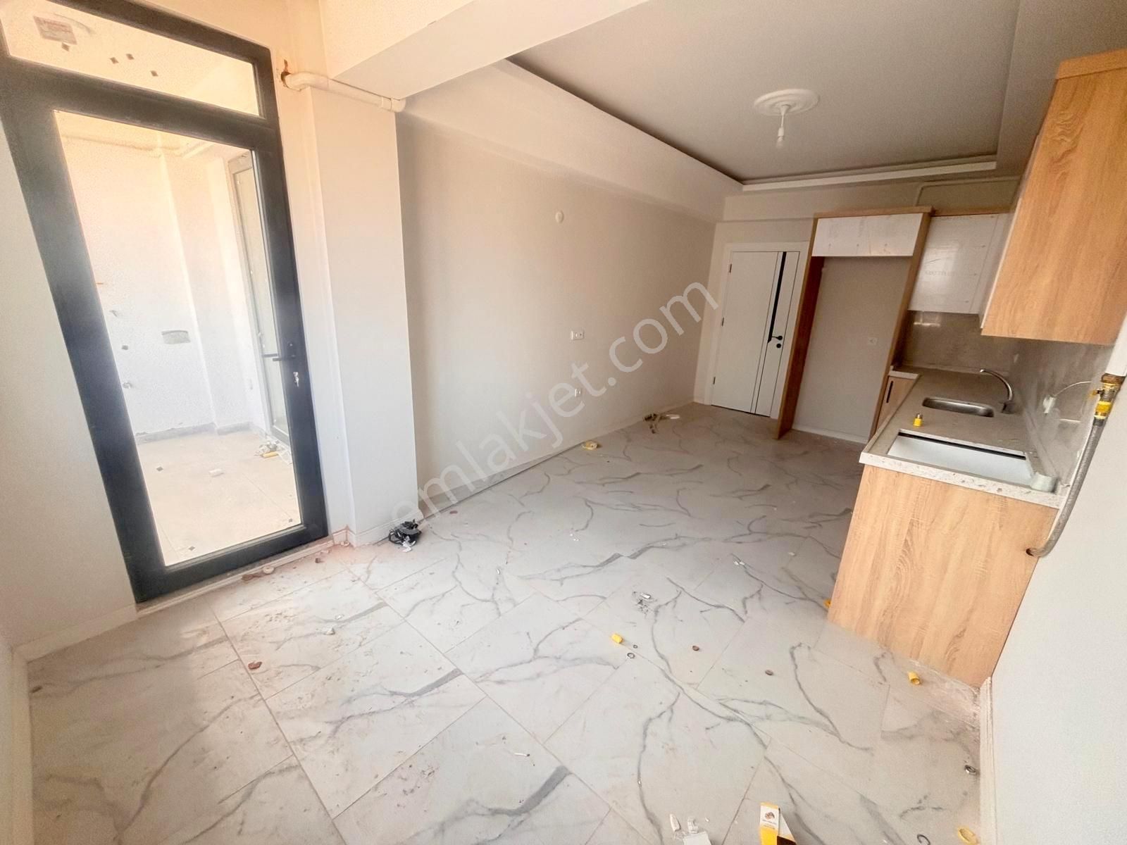 ▇mars'tan Merkezi Konumda Arakat Ön Cephe Sıfır 2+1 Daire