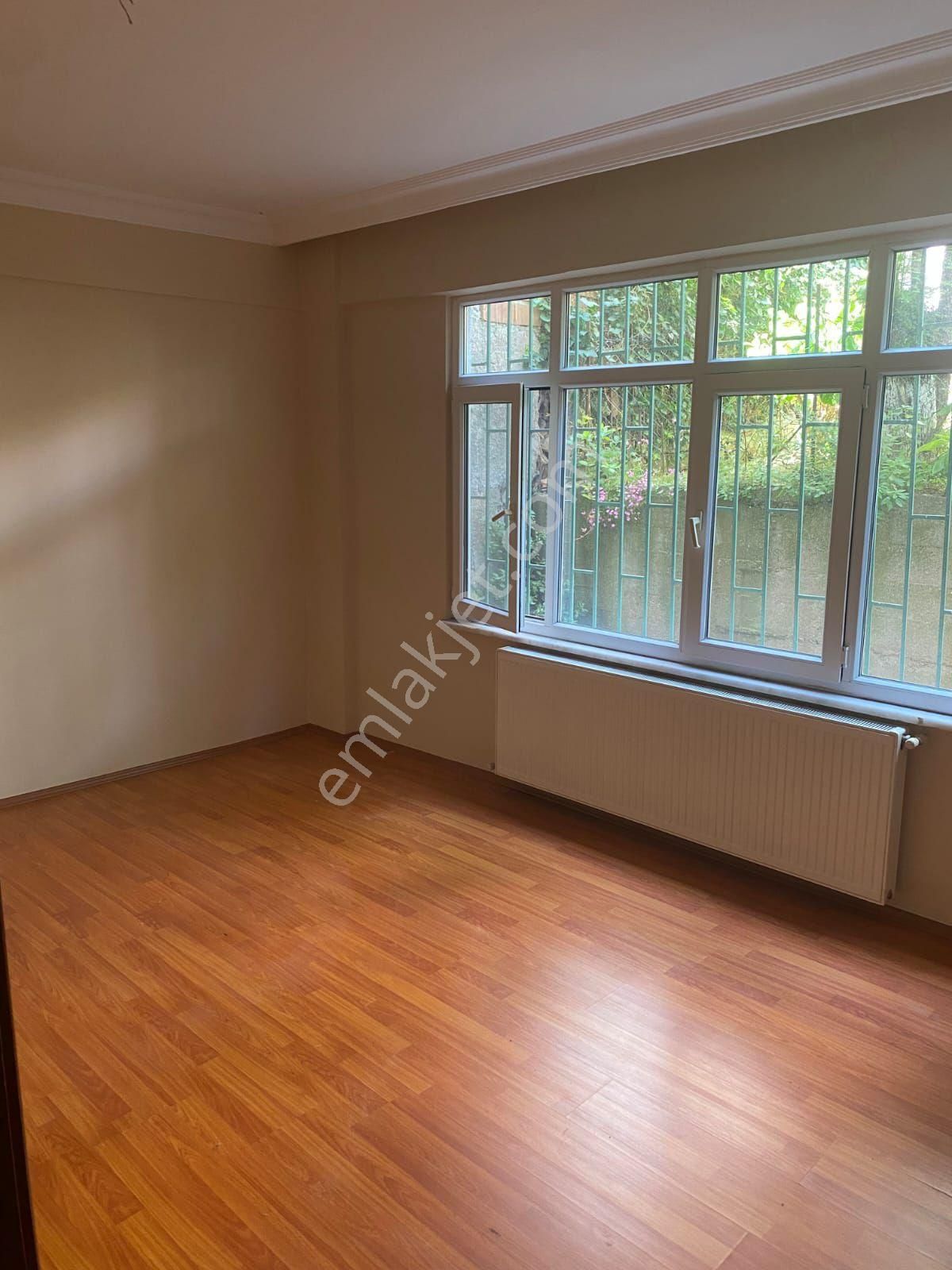 Tarabya Üstü Mahallesinde 2+1 Kiralık Daire.