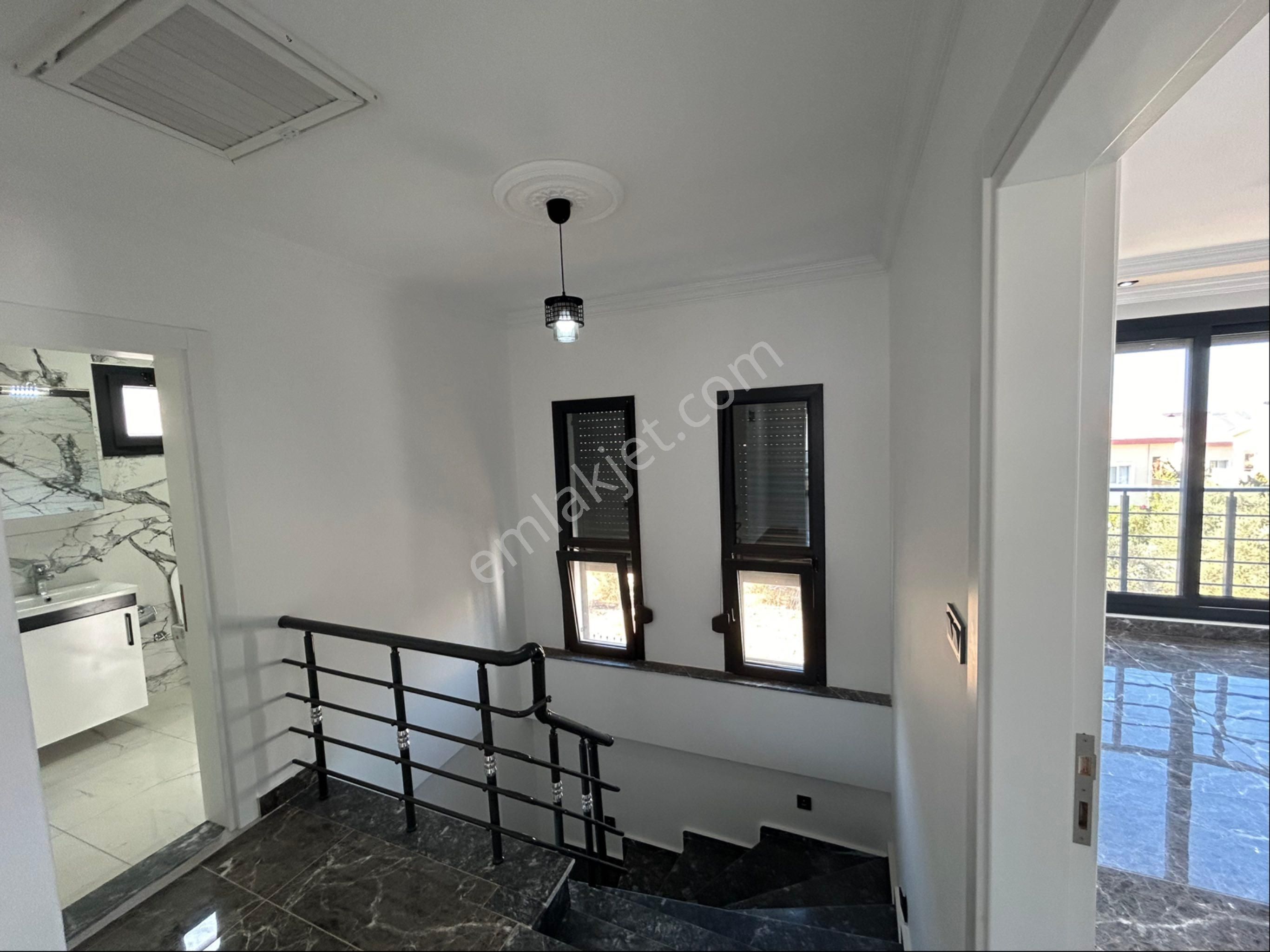 Didim Akbükte Havuzlumüstakil Villa - Görsel 31