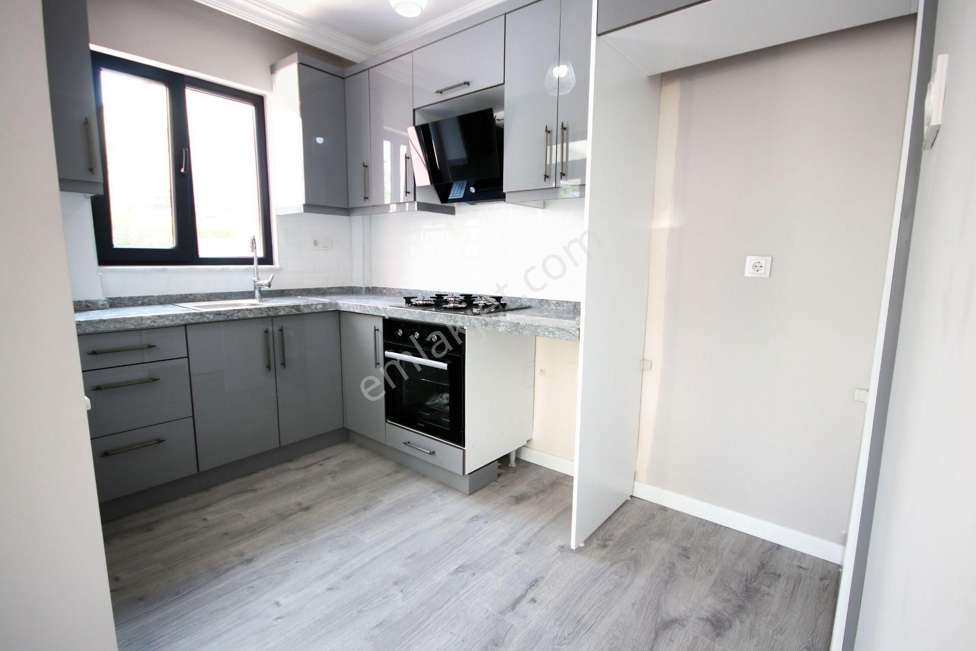 🛑🛑aktif'ten Akçay Merkezde Satılık Müstakil Tadında Çift Balkonlu Harika 2+1 Daire 4.350.000 Tl