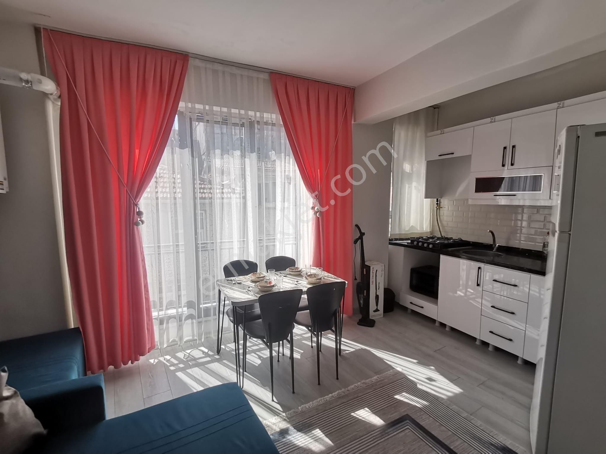 Nef 163 Karşısında Yeni Binada 1+1 Full Eşyalı Daire