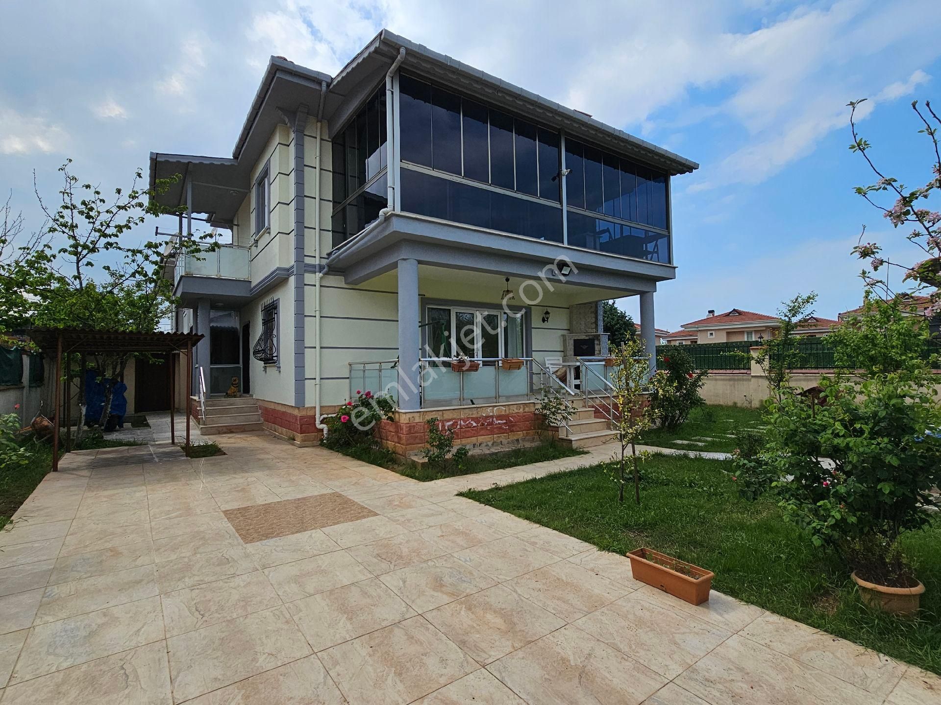 Remax Anka'dan Kumbaba'da 430 M2 Müstakil Satılık Villa