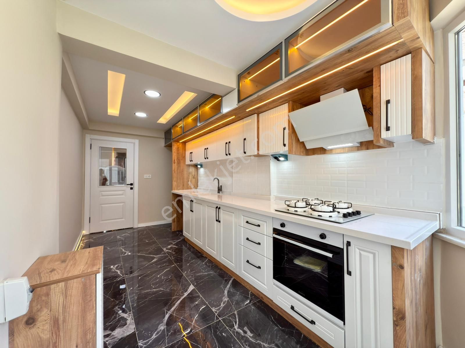 ⫸yüksel'den Akçay Merkez'de Müstakil Tadında Ultra Lux 2+1 Daire
