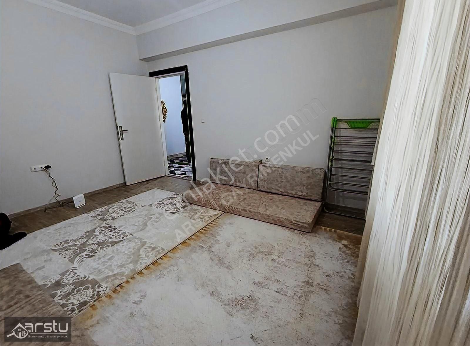 Arstu Gayrimenkul Haliseden Altınşehirde Satılık 3+1 Daire