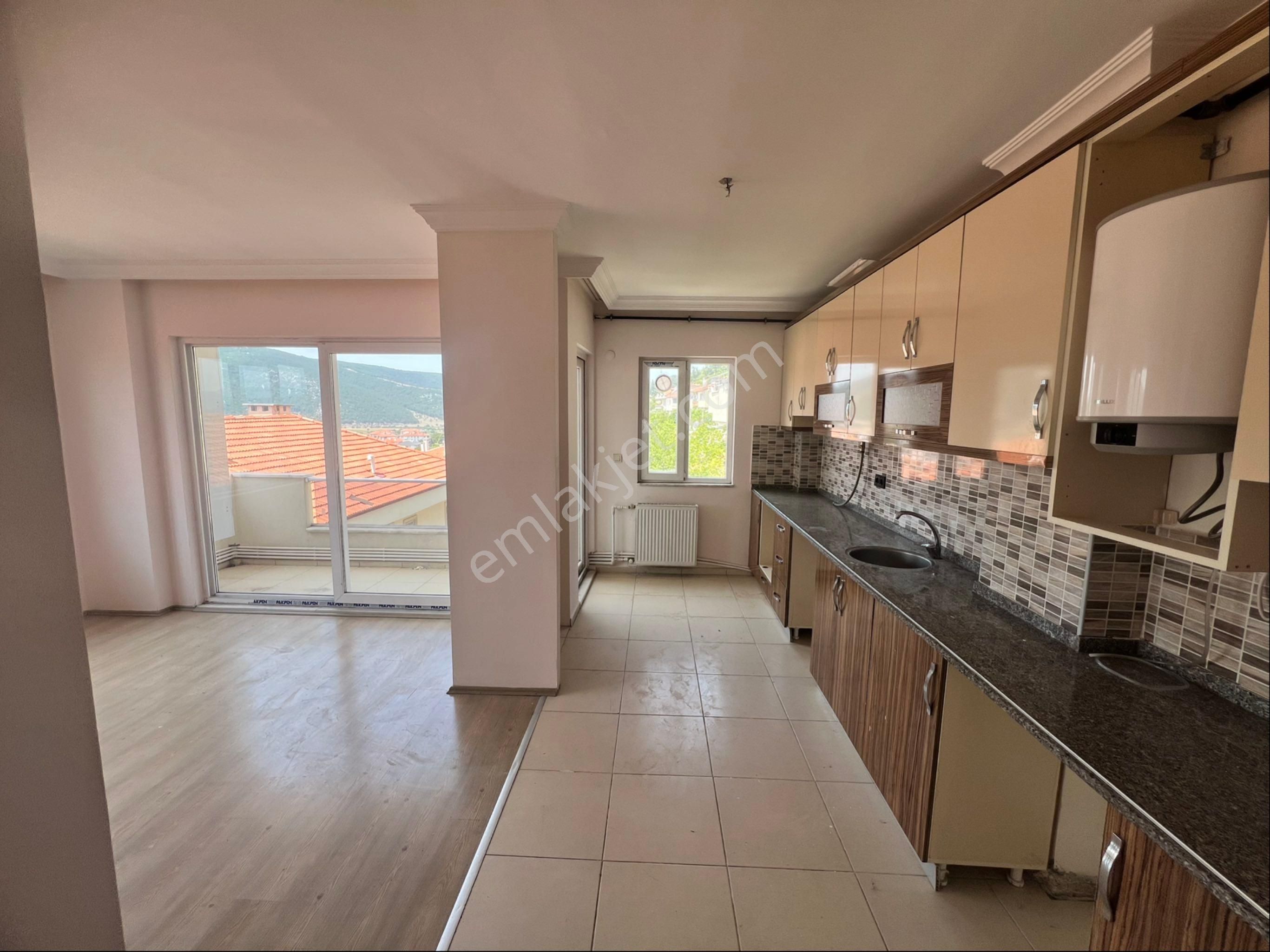 Akyol Opet Üzeri Kiralık 3+1 Dubleks Daire Fırsatı