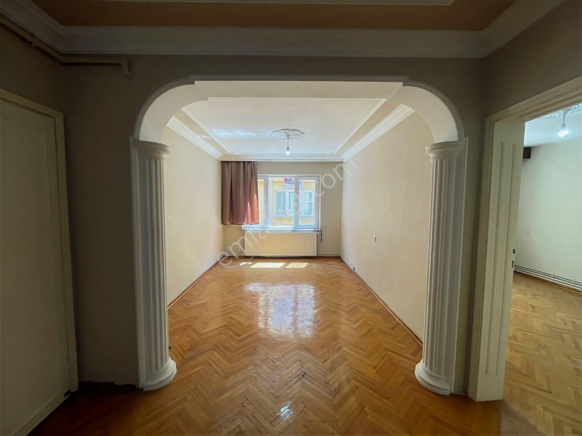 İdenova'dan Karaman'da Kiralık 2+1 Daire!