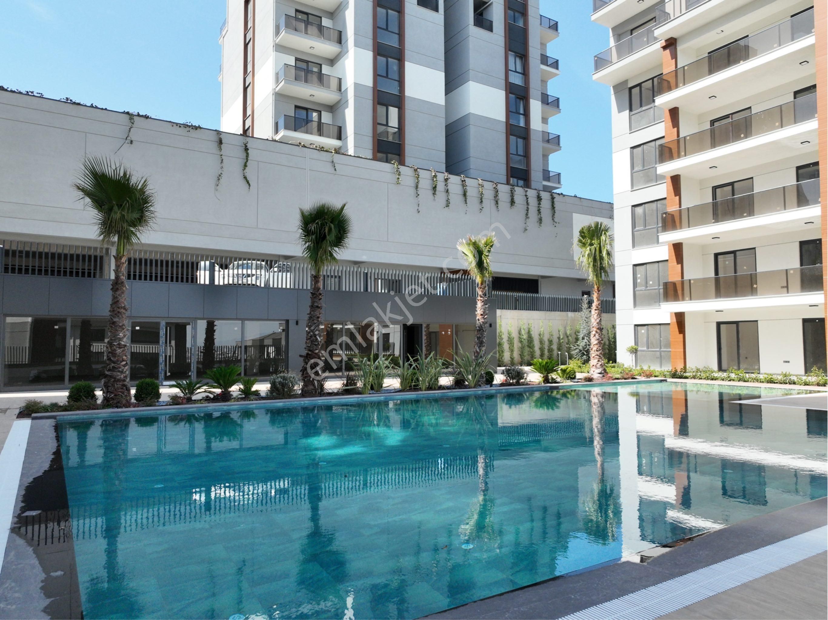 Lookhause Kayapa Cadde Üzeri Lüks Site İçi 3+1 Satılık Daire