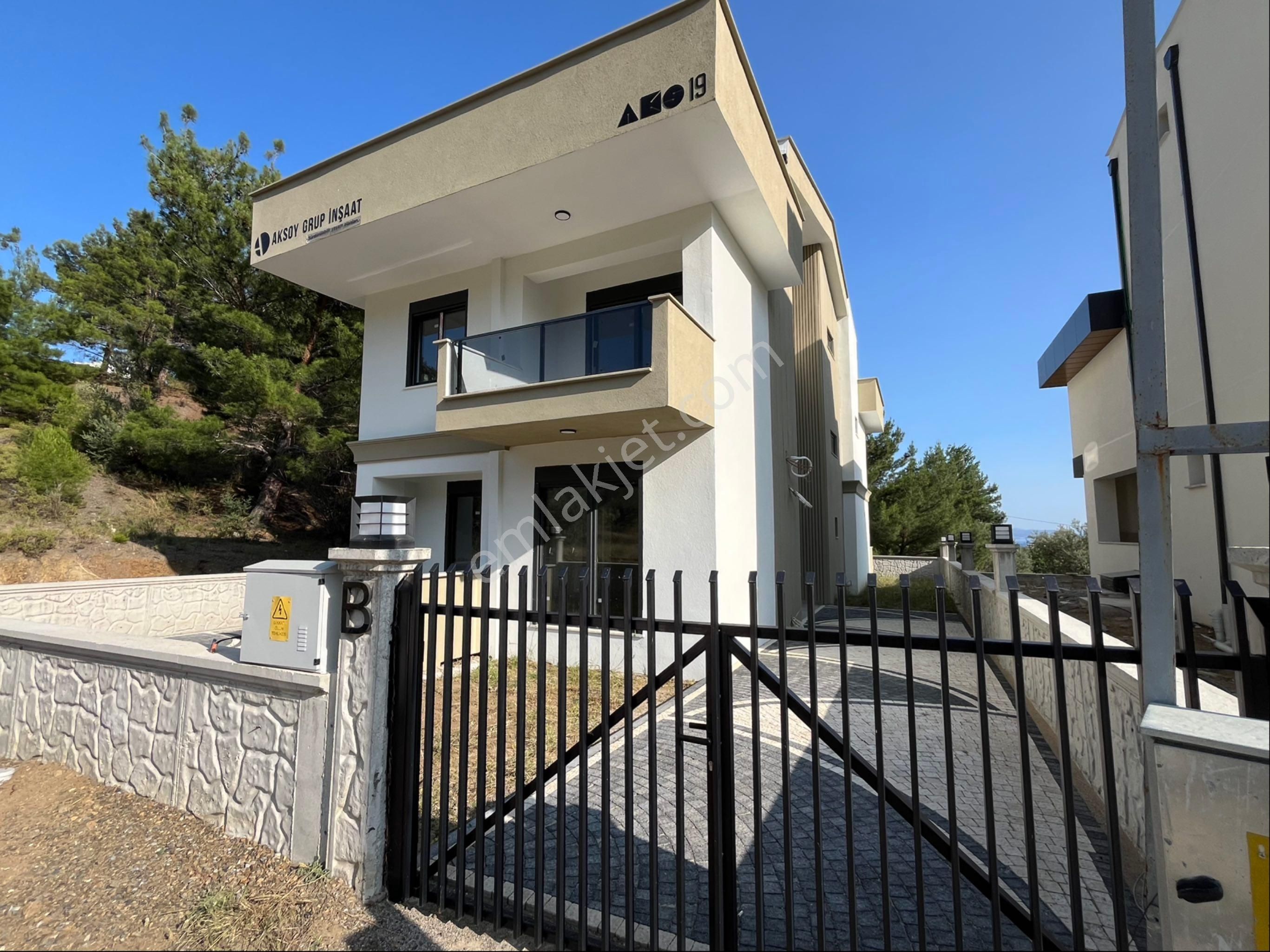 Gürede Deniz Ve Doğa Manzaralı 3+1 Sıfır Villa