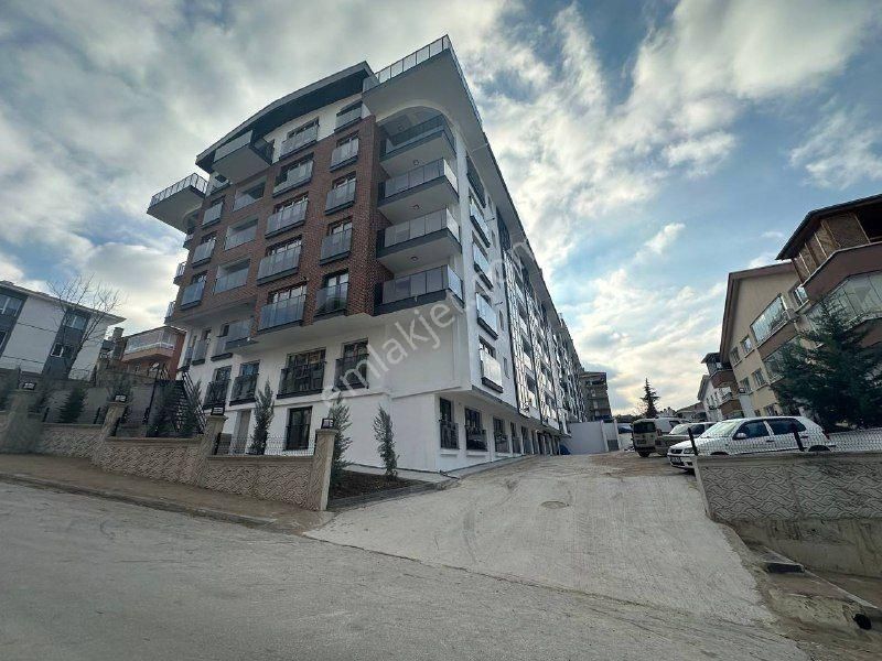 Metin Oktay Mah., 47m², Kiralık, Eşyasız, 1+1, Giriş Kat Daire